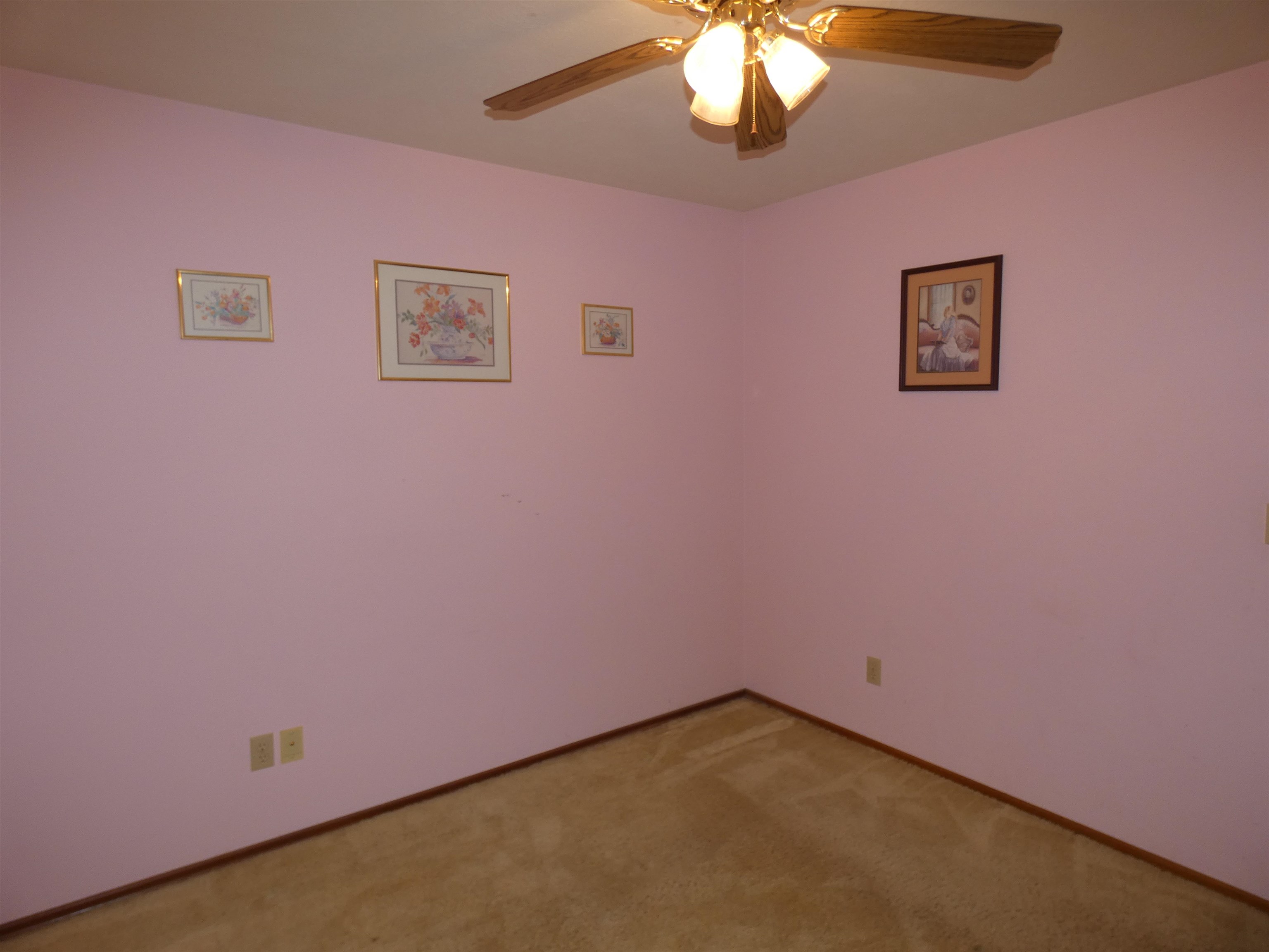 104 W 5TH St - Photo 18