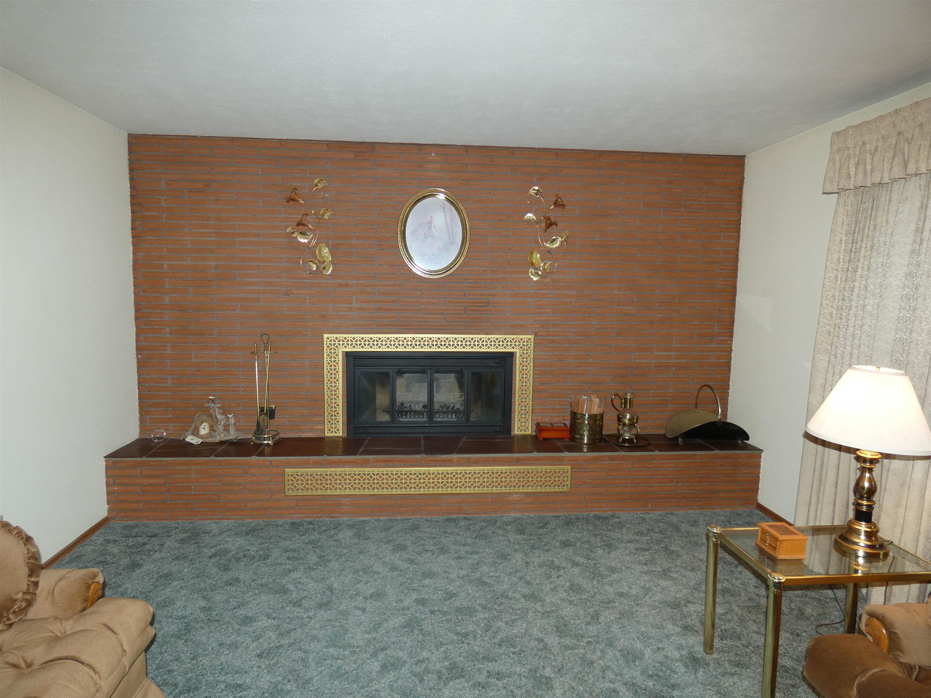 104 W 5TH St - Photo 4