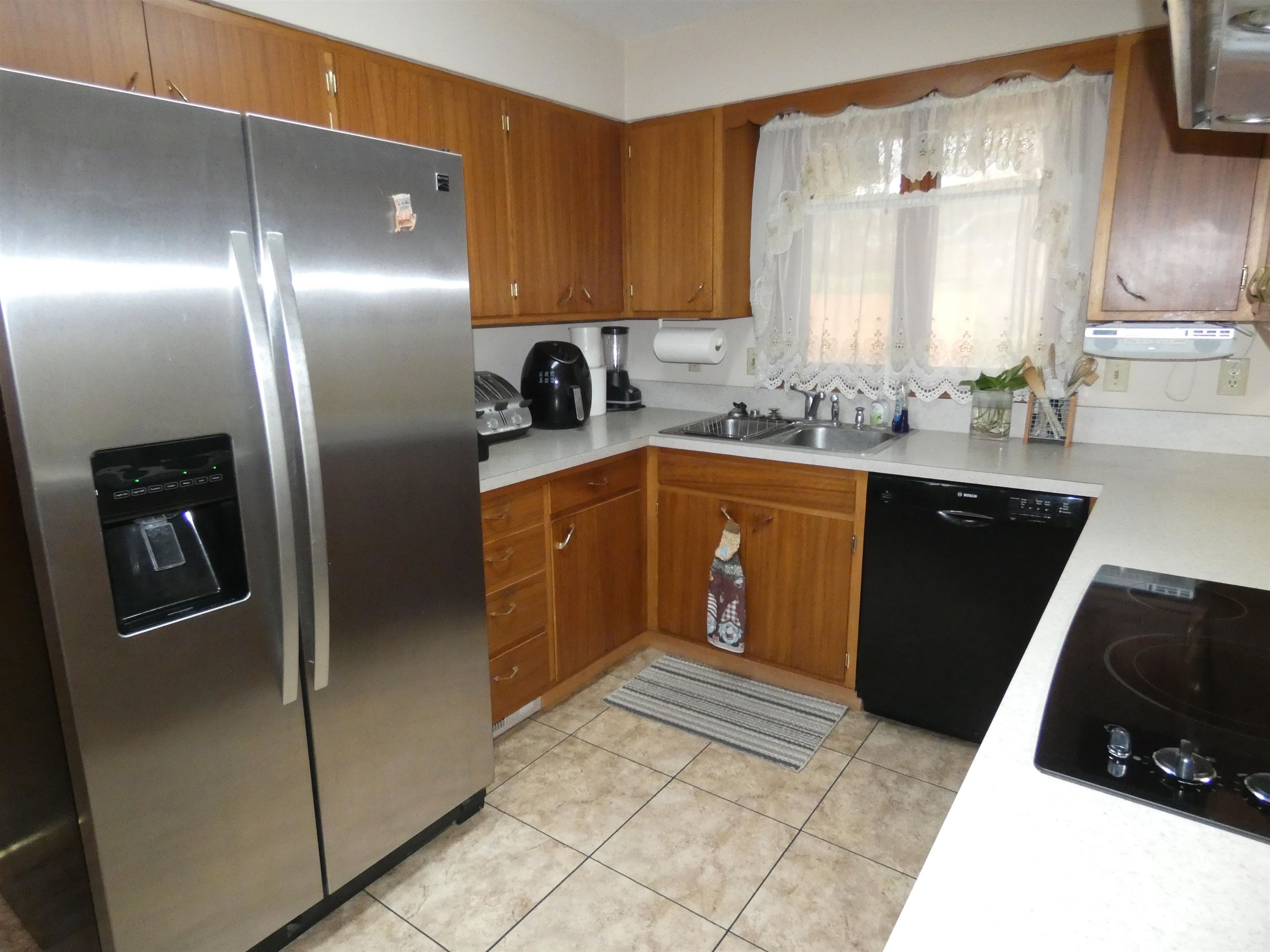 104 W 5TH St - Photo 6
