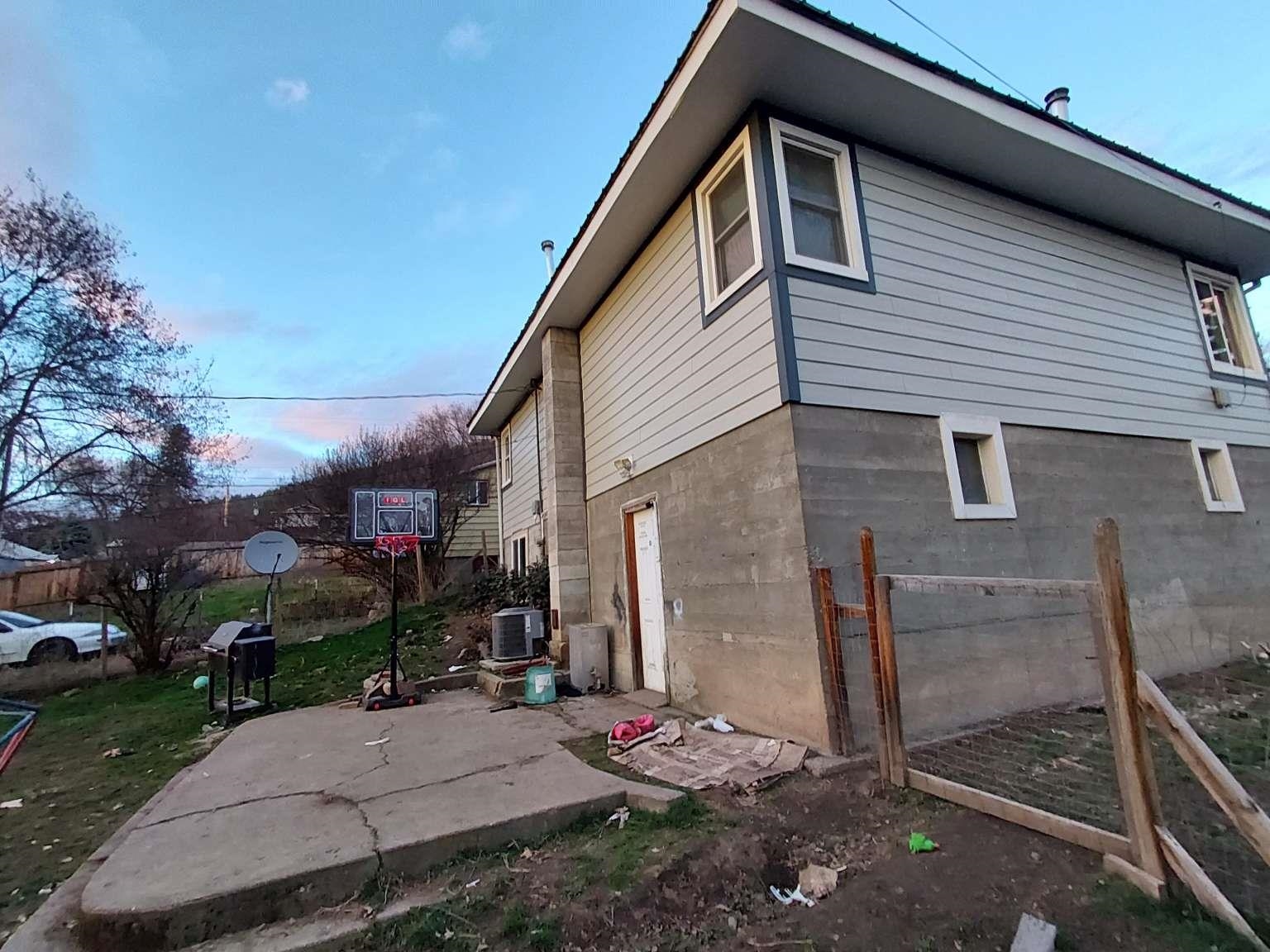845 N Main St - Photo 5