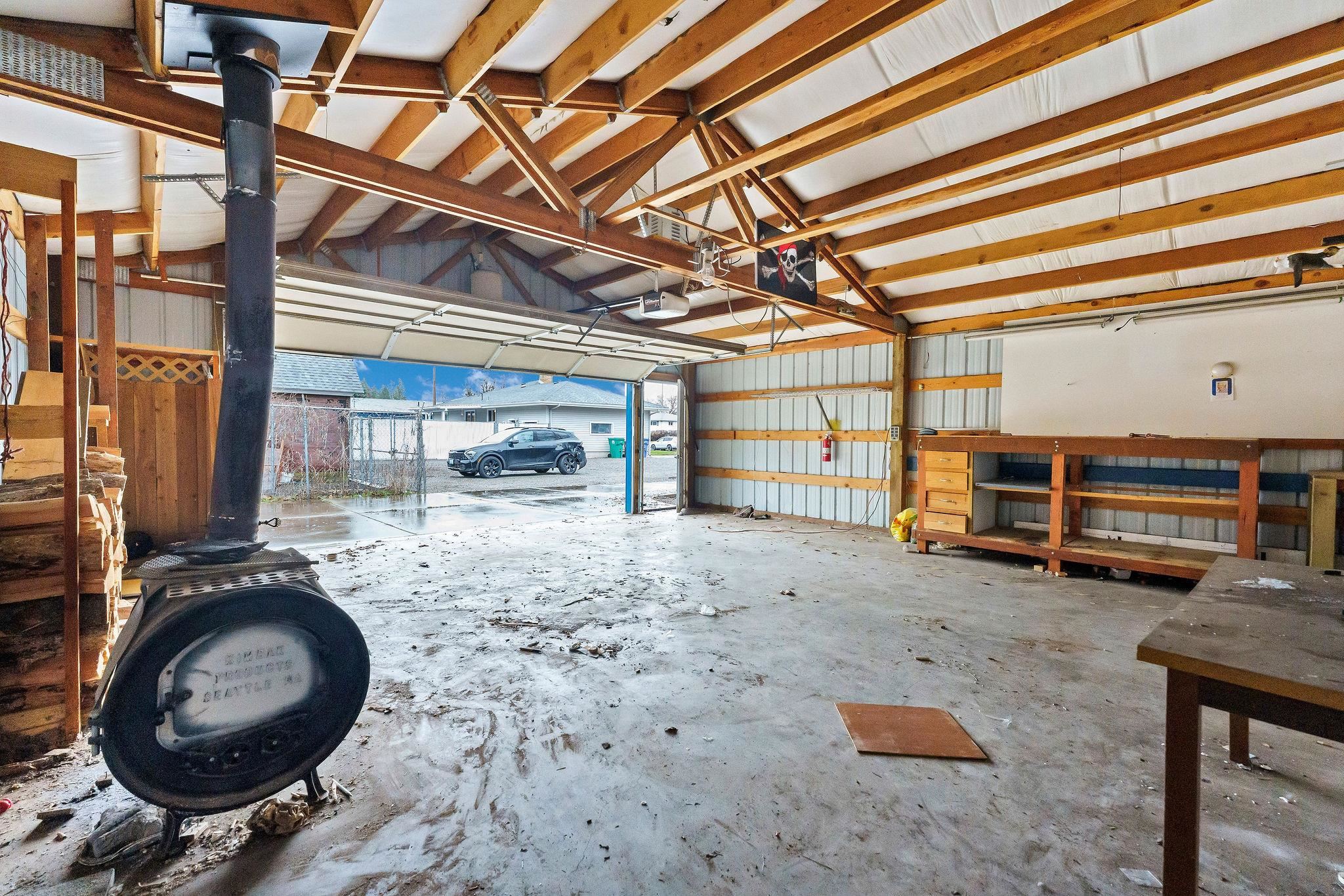 3707 E Bridgeport Ave - Photo 14