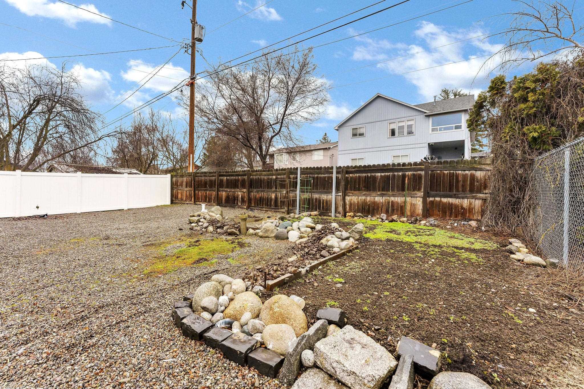 3707 E Bridgeport Ave - Photo 15