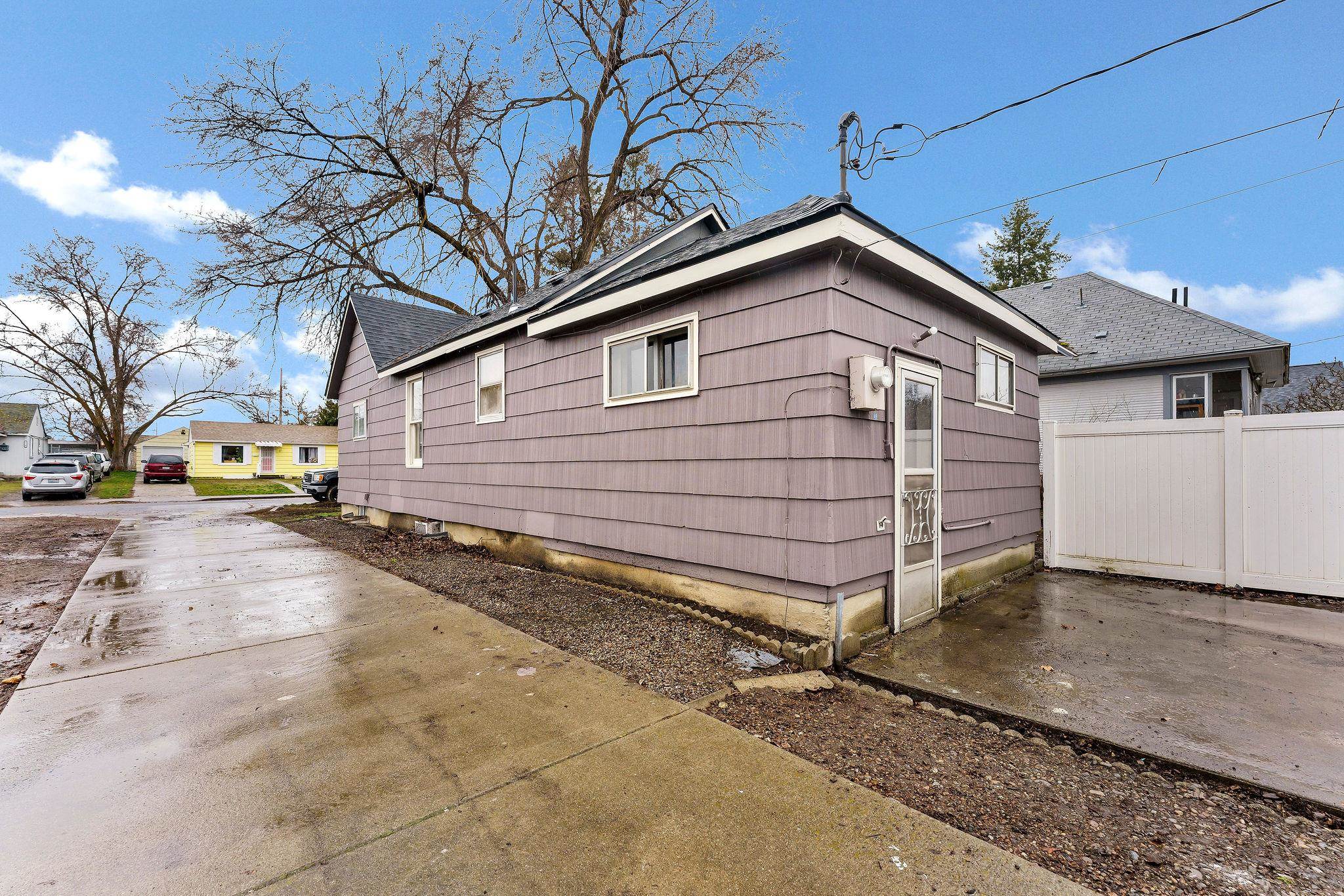 3707 E Bridgeport Ave - Photo 17