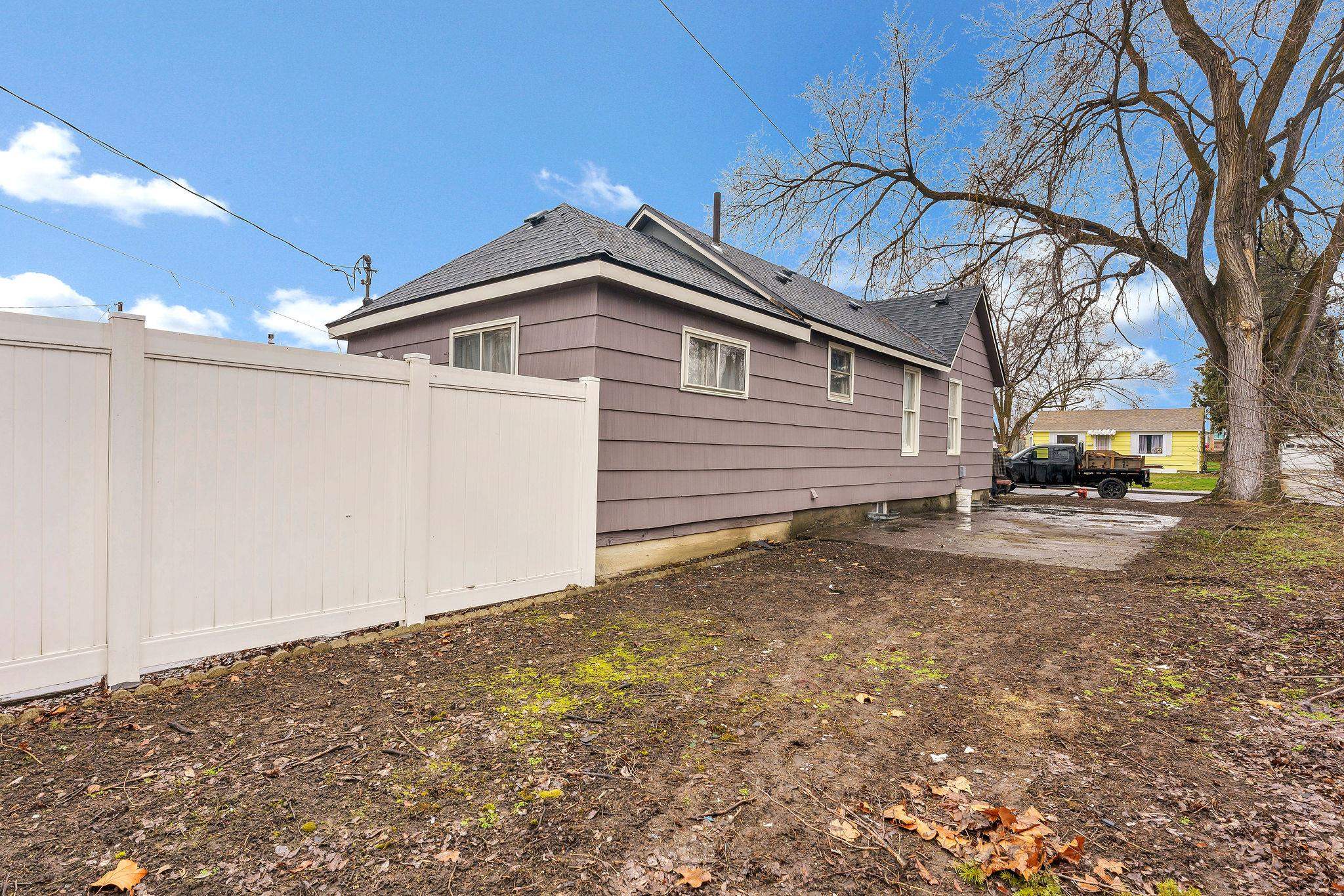 3707 E Bridgeport Ave - Photo 19
