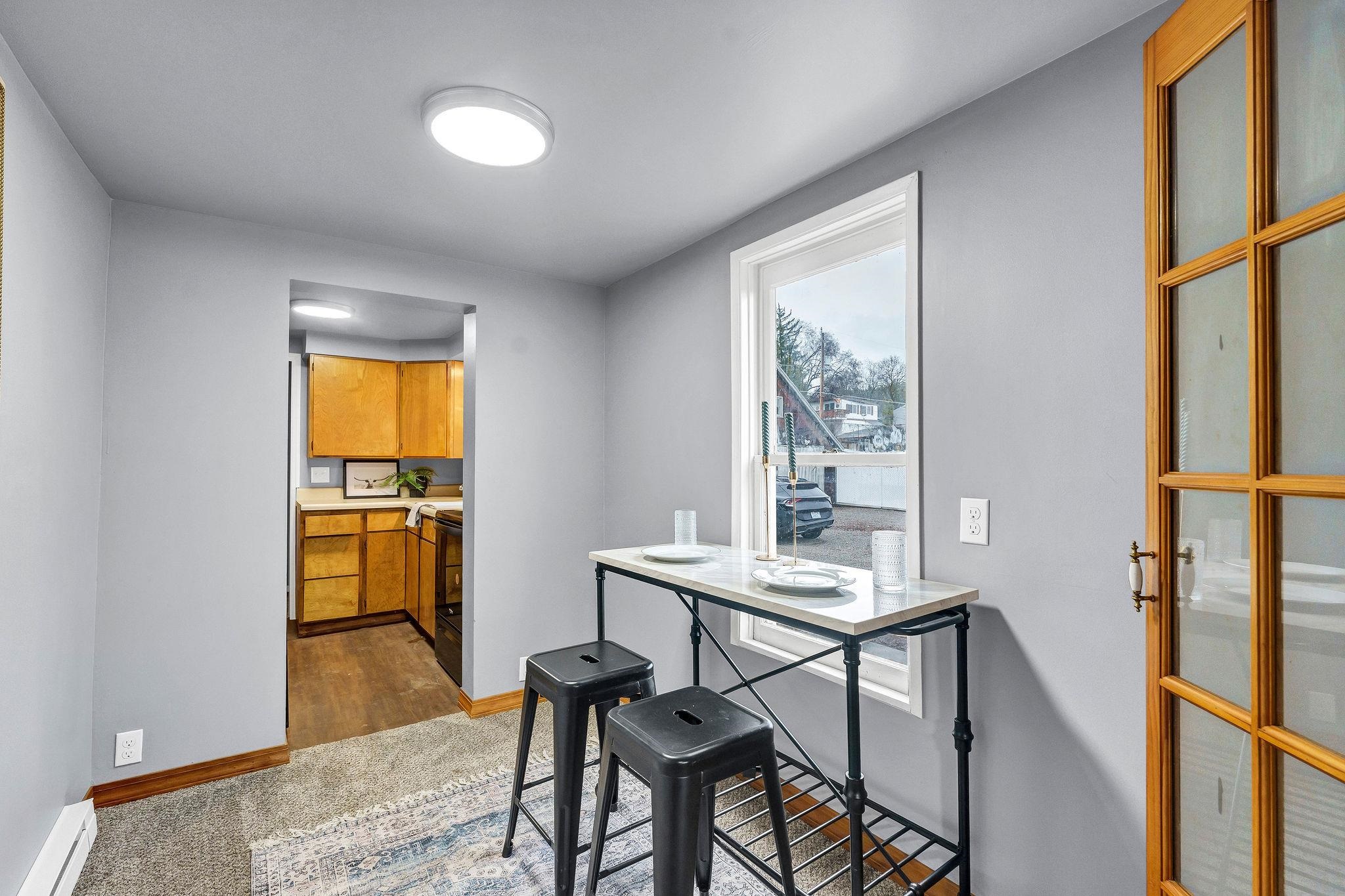3707 E Bridgeport Ave - Photo 3