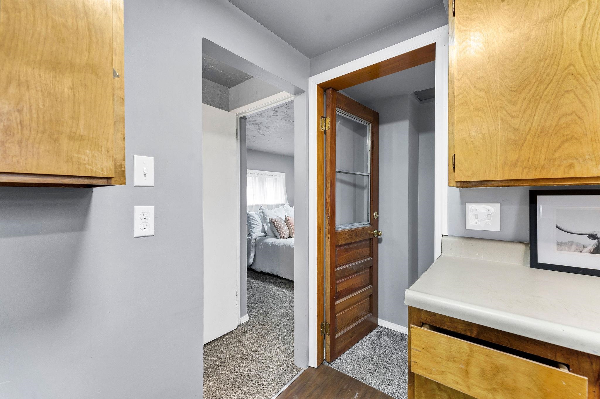 3707 E Bridgeport Ave - Photo 5