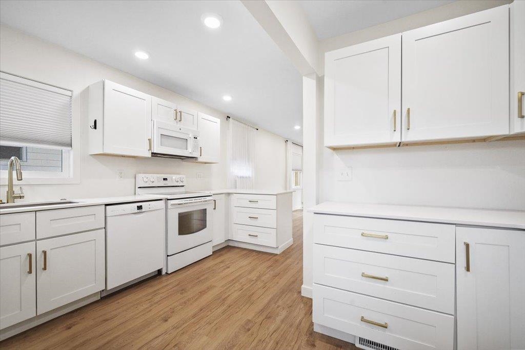 2927 E 16th Ave - Photo 9