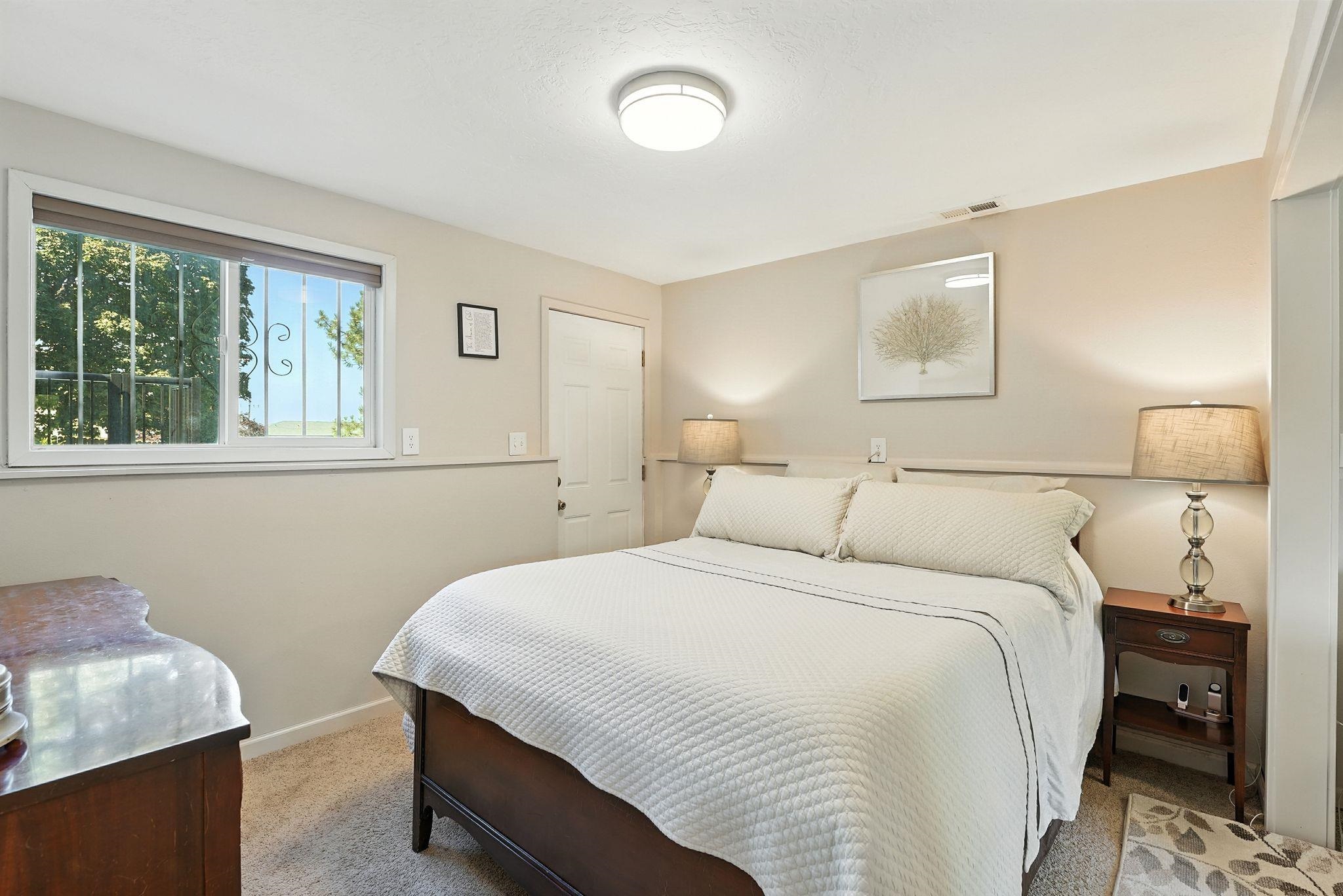 535 E Kedlin Ave - Photo 20