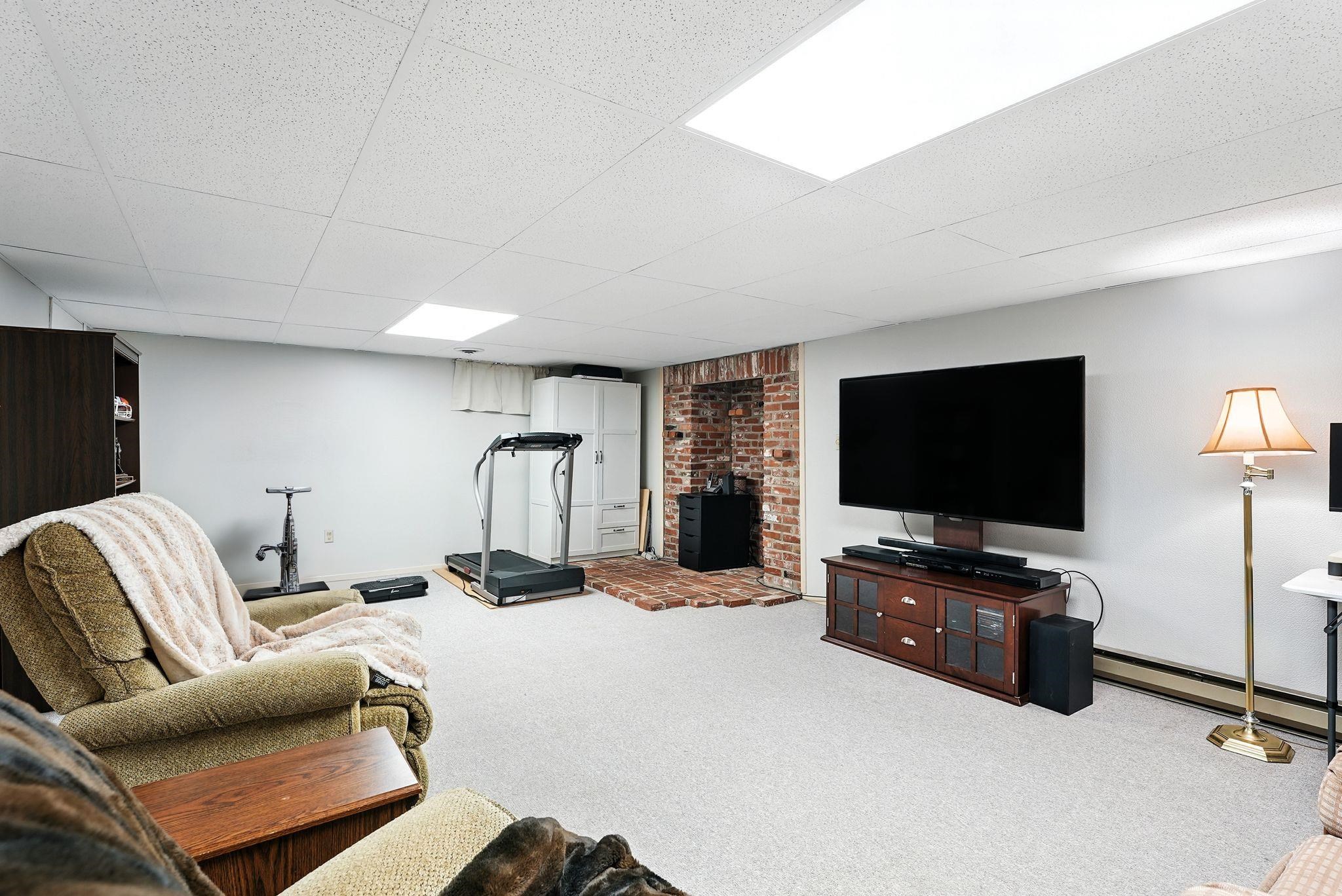 535 E Kedlin Ave - Photo 24
