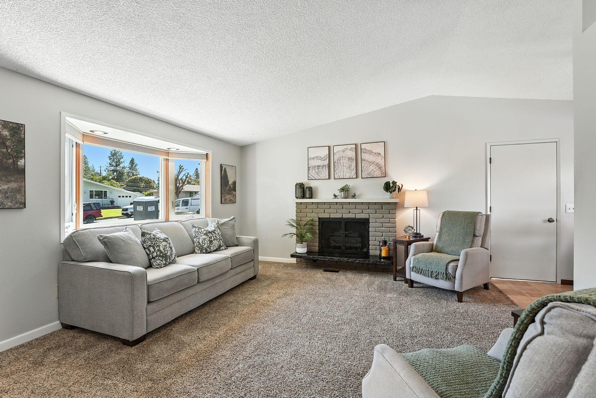 535 E Kedlin Ave - Photo 4