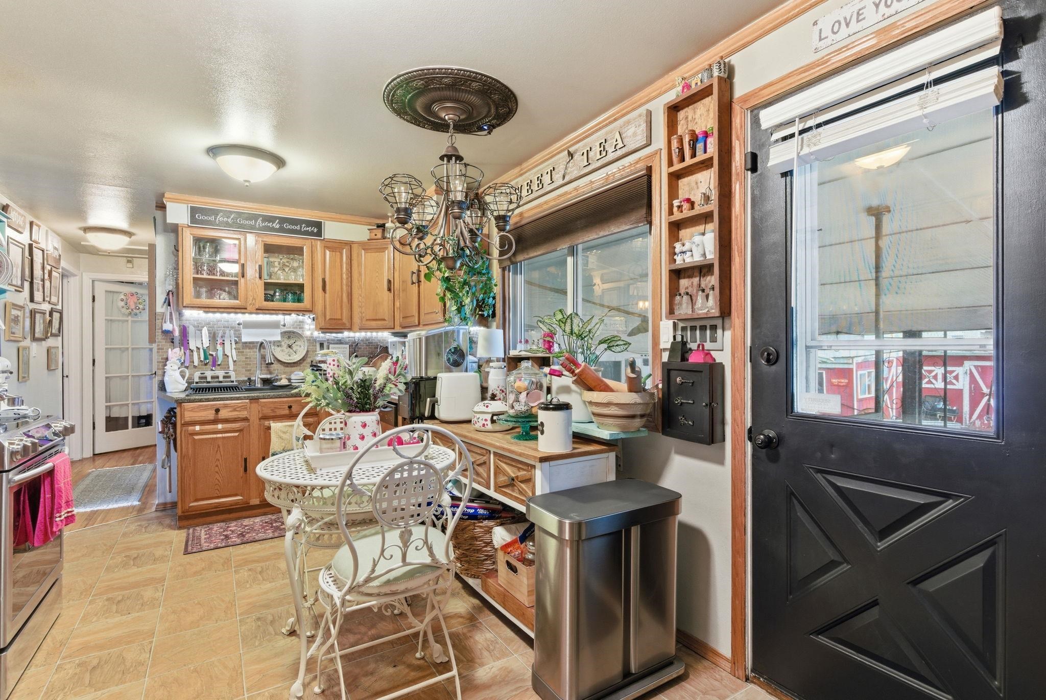 2817 N Lee St - Photo 11