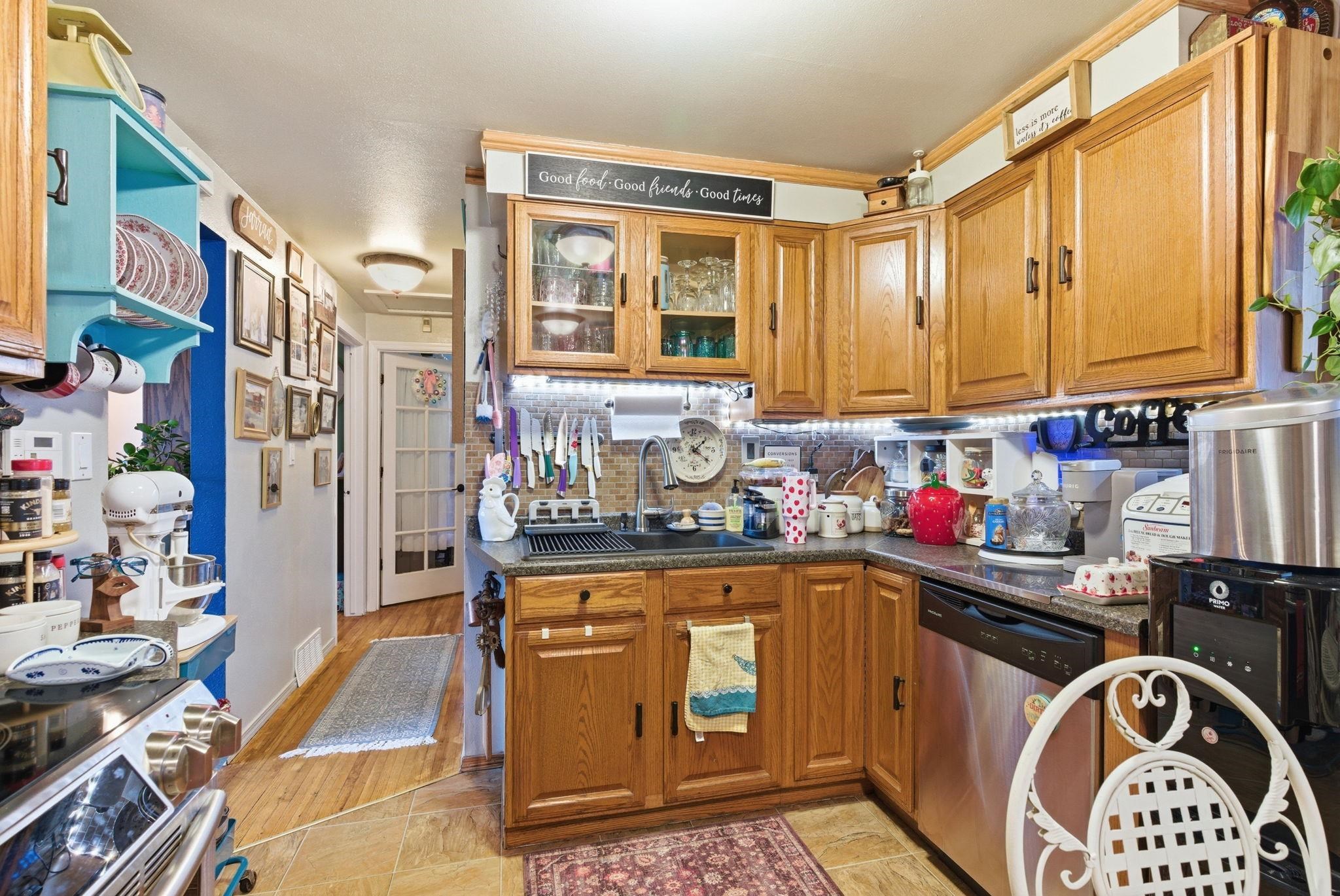 2817 N Lee St - Photo 9