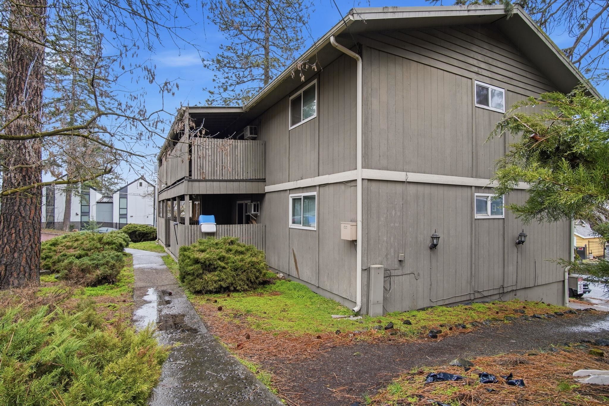 1923 W 7th Ave - Photo 12