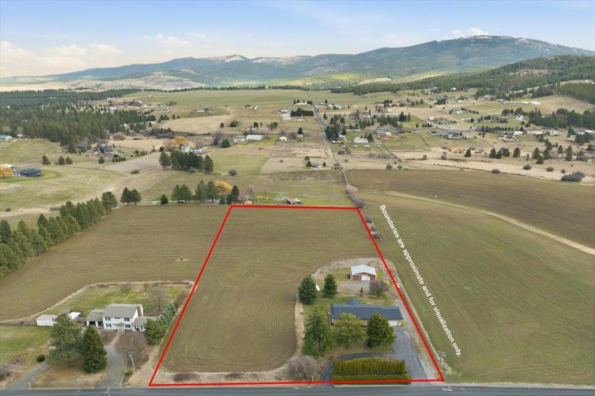 5621 S Conklin Rd - Photo 2