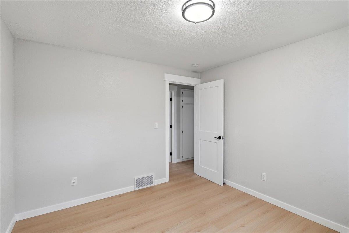 5621 S Conklin Rd - Photo 18
