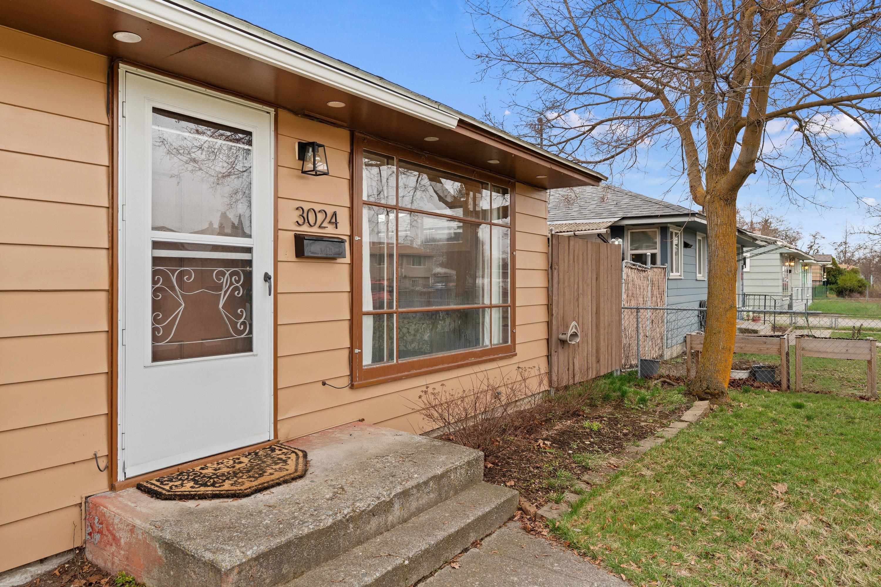 3024 E Nora Ave - Photo 4