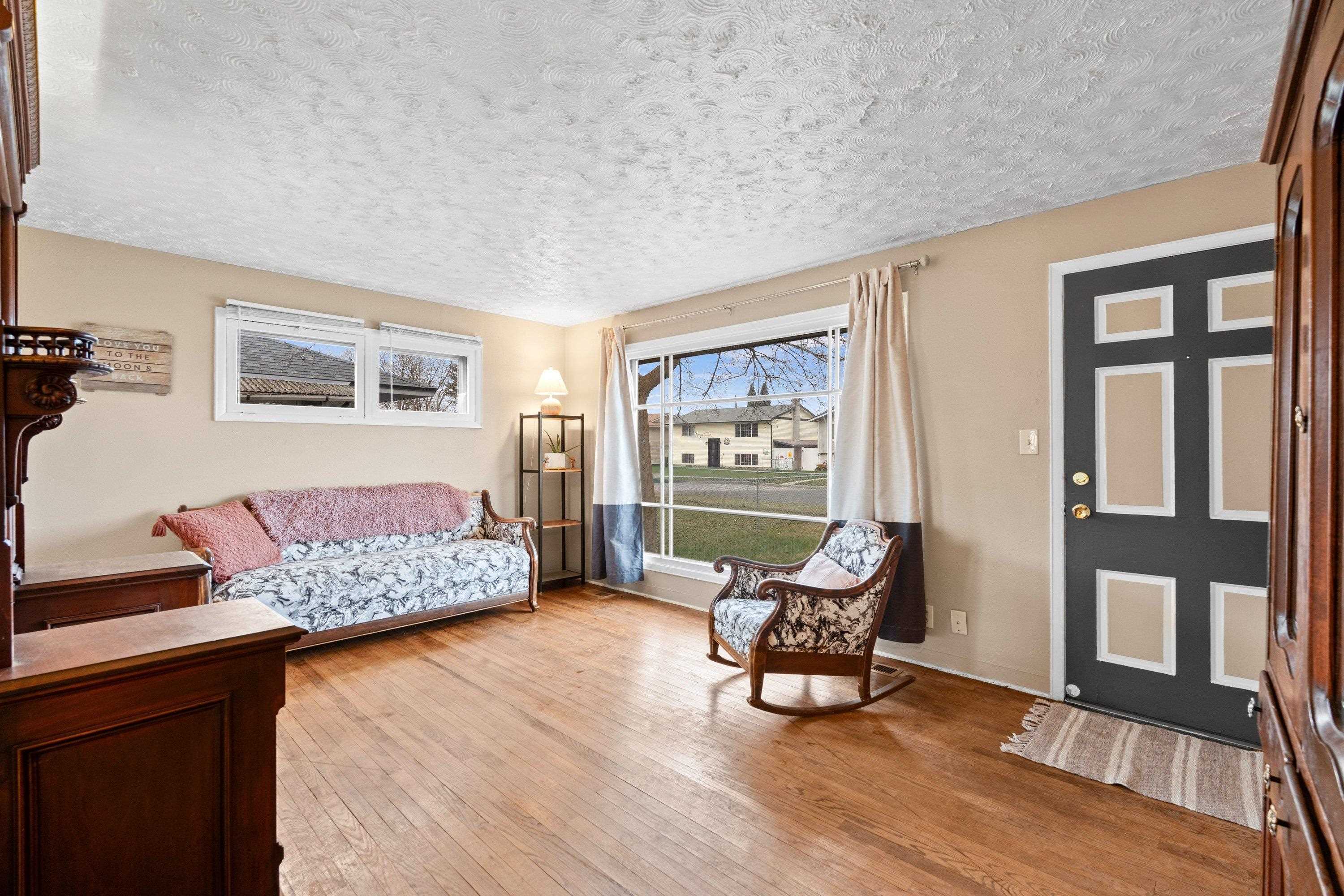 3024 E Nora Ave - Photo 7