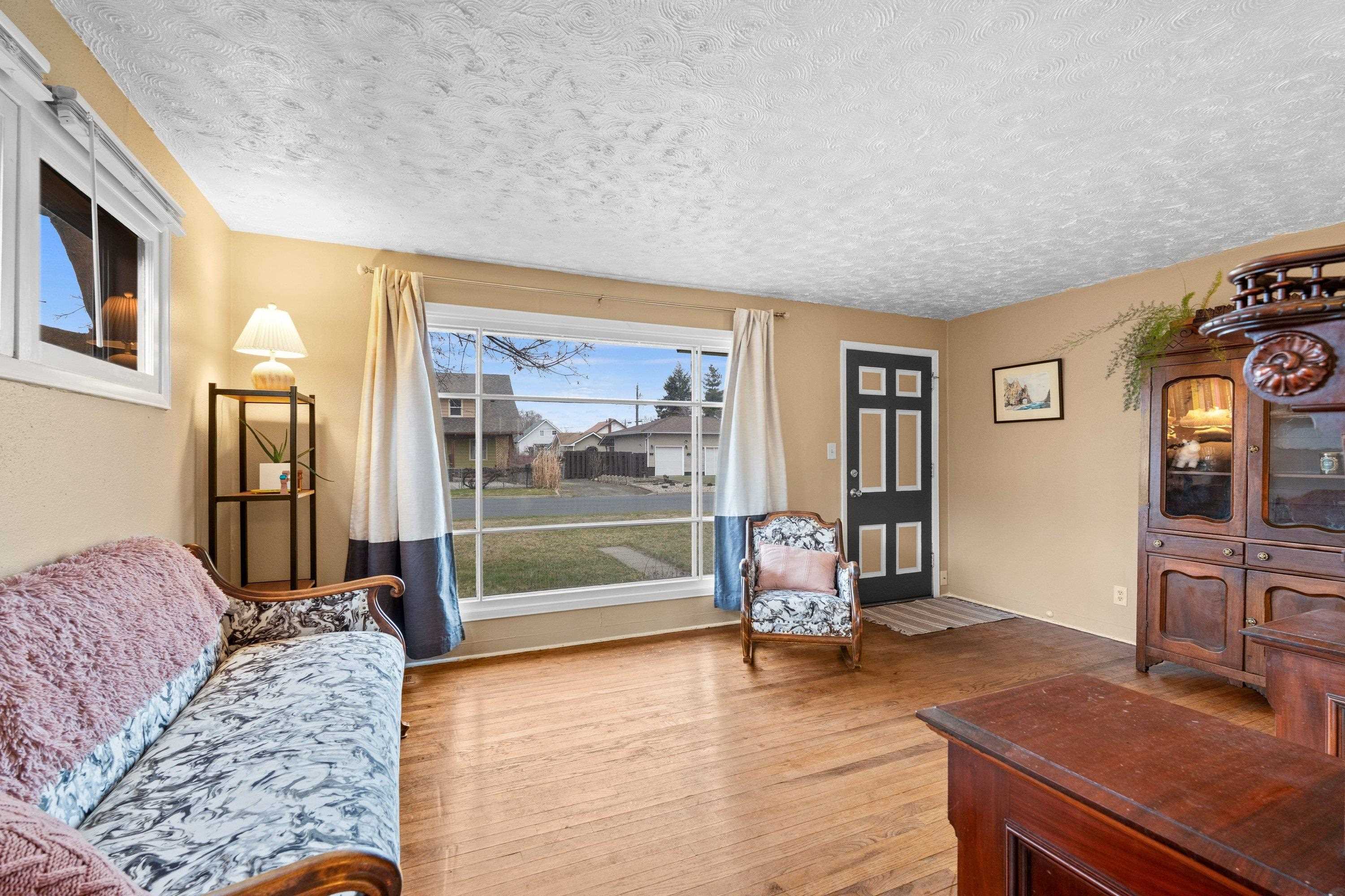 3024 E Nora Ave - Photo 9