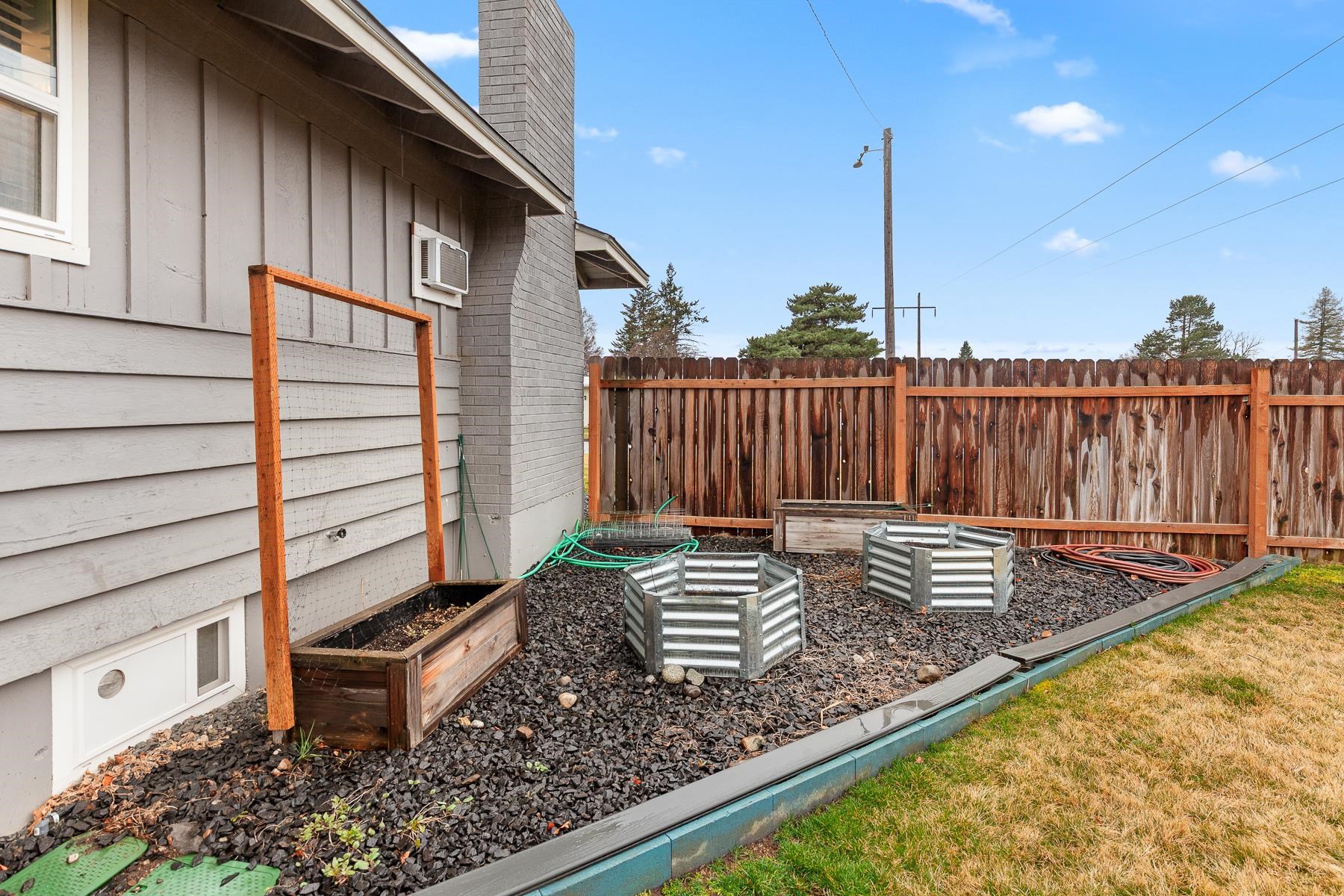 13207 E Boone Ave - Photo 22