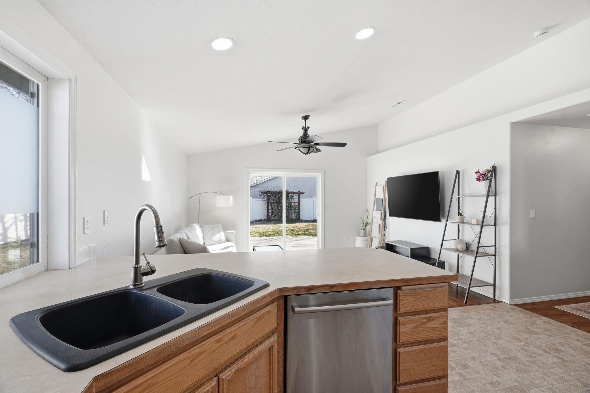7003 S West Terrace Dr - Photo 16