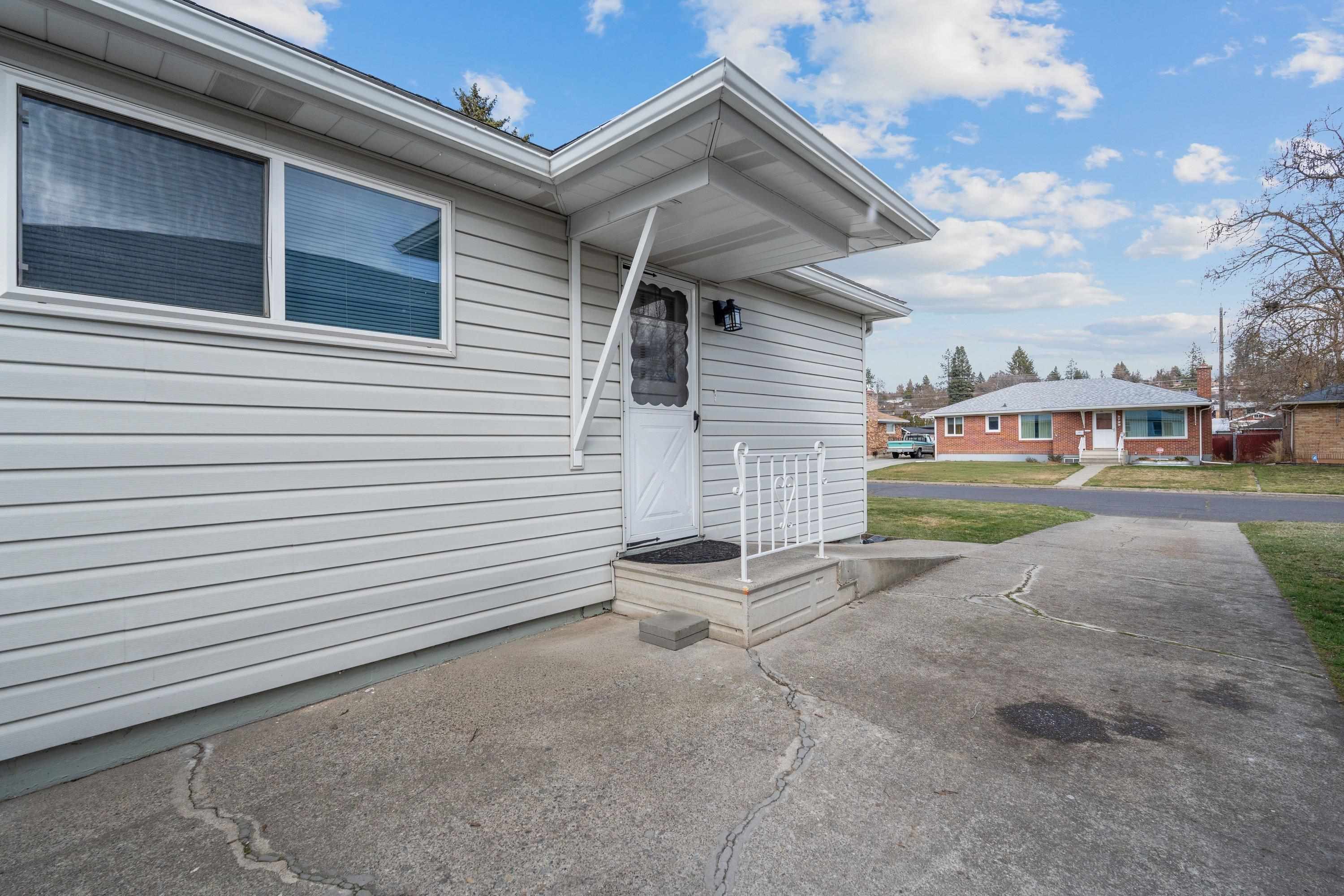 5721 N Alameda Blvd - Photo 34