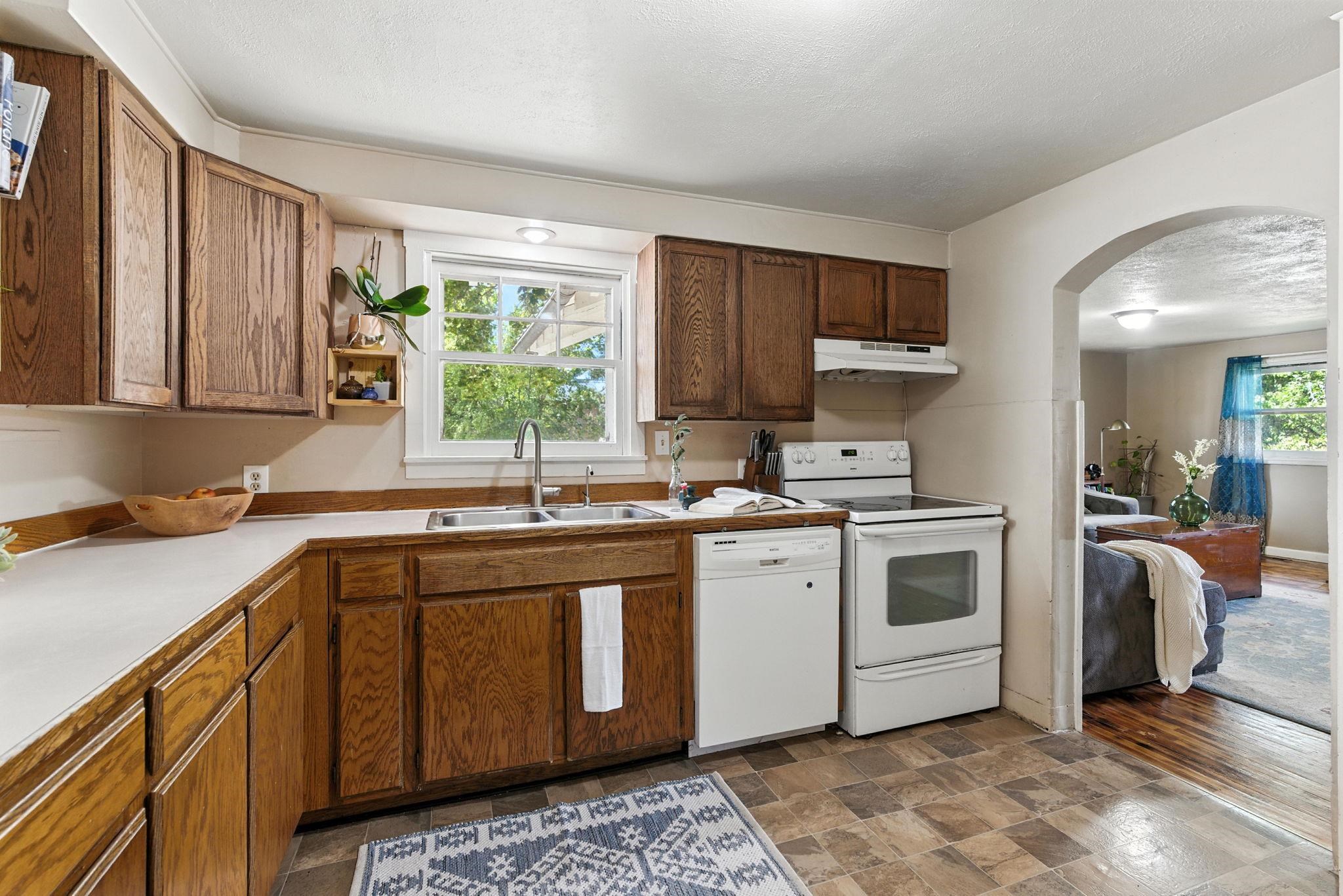 904 N Kruger St - Photo 11
