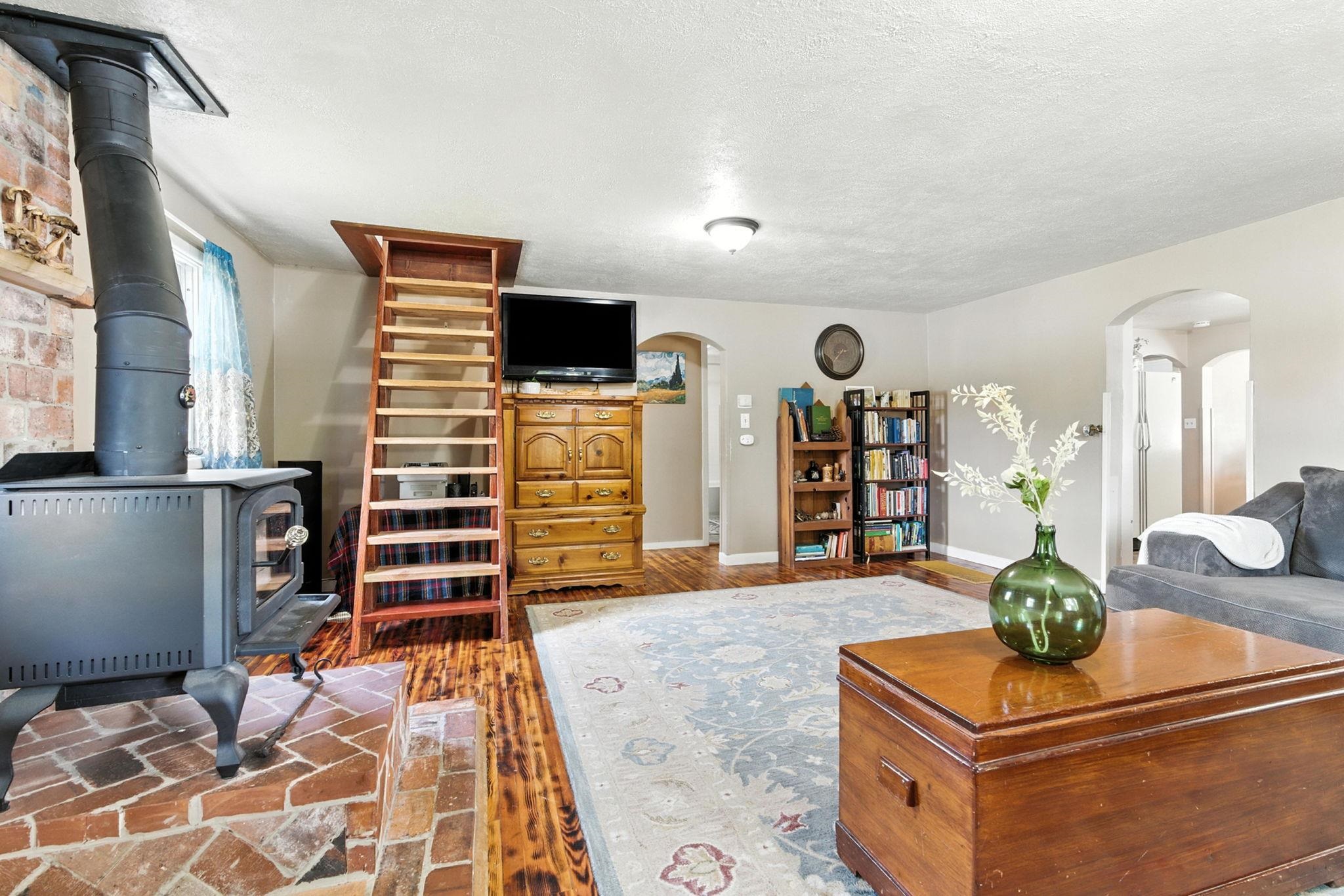 904 N Kruger St - Photo 7