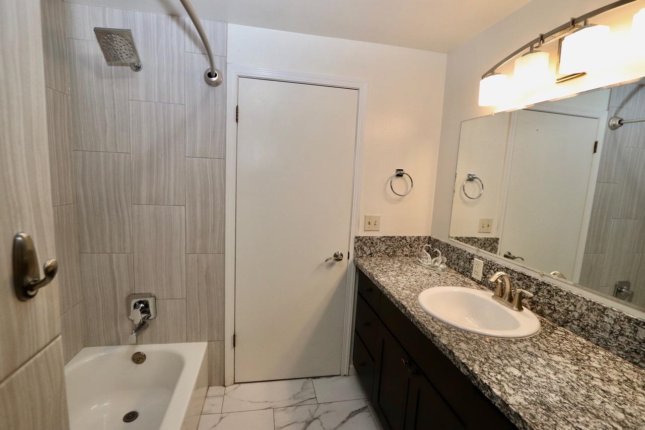 12516 E 25th Ave - Photo 22
