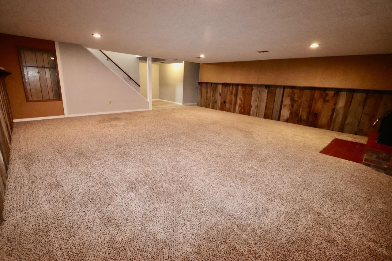 12516 E 25th Ave - Photo 25