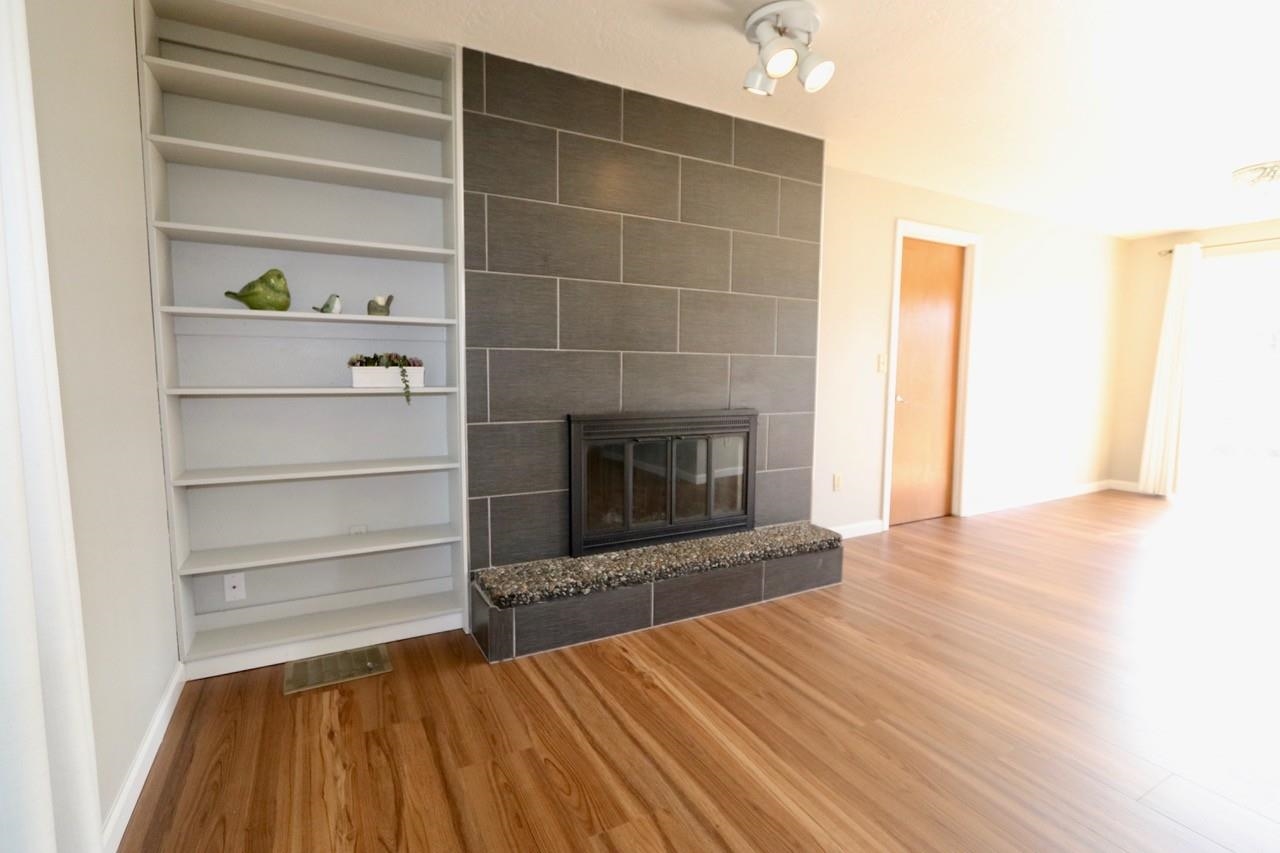 12516 E 25th Ave - Photo 5