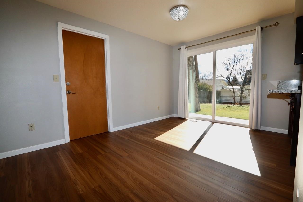12516 E 25th Ave - Photo 6