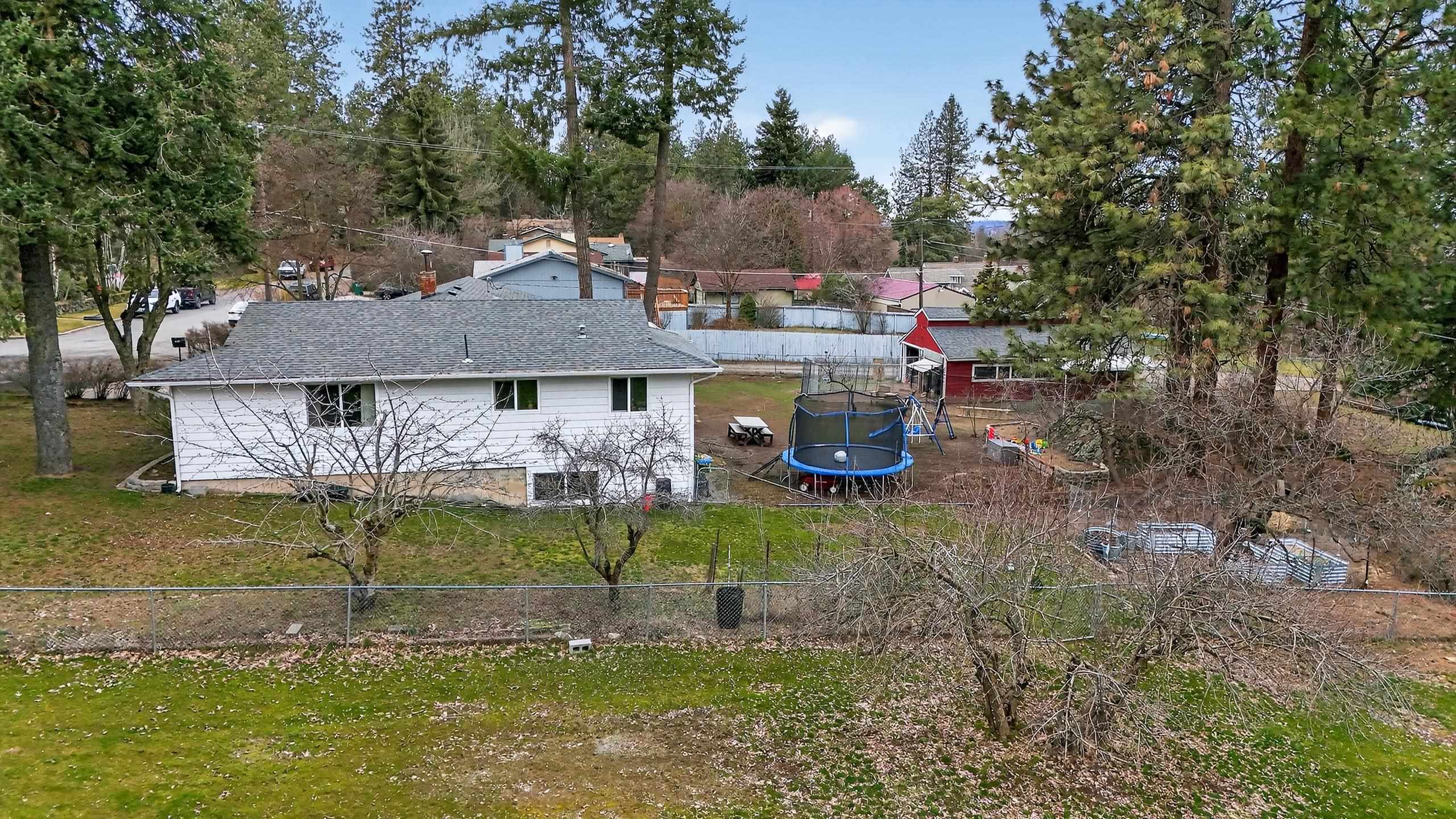 4301 E 16th Ave - Photo 33