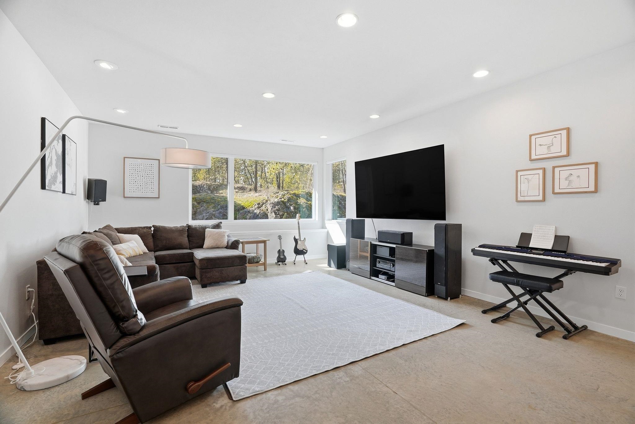 5510 S Russell Ln - Photo 23