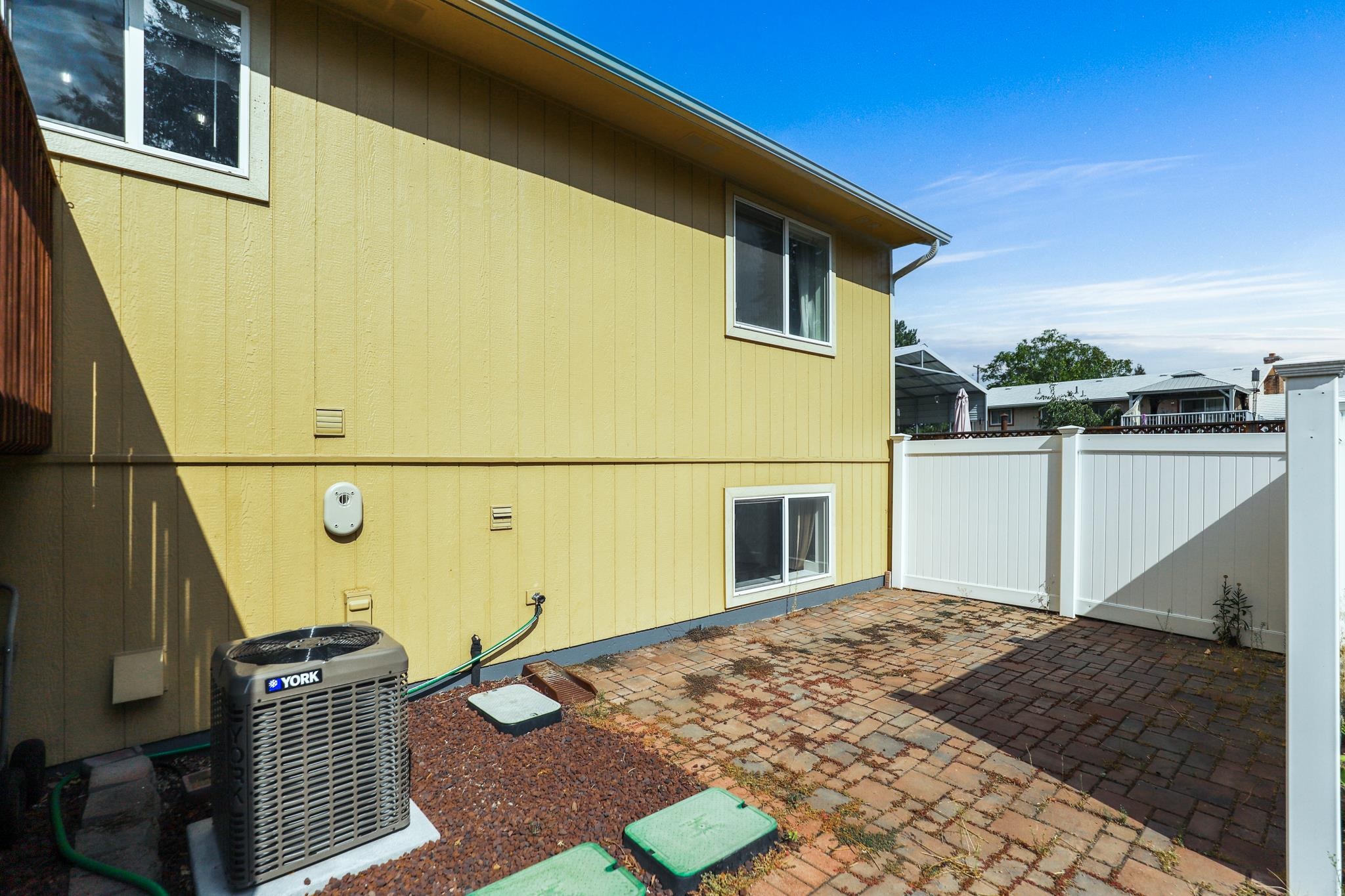 11010 E Cataldo Ave - Photo 40