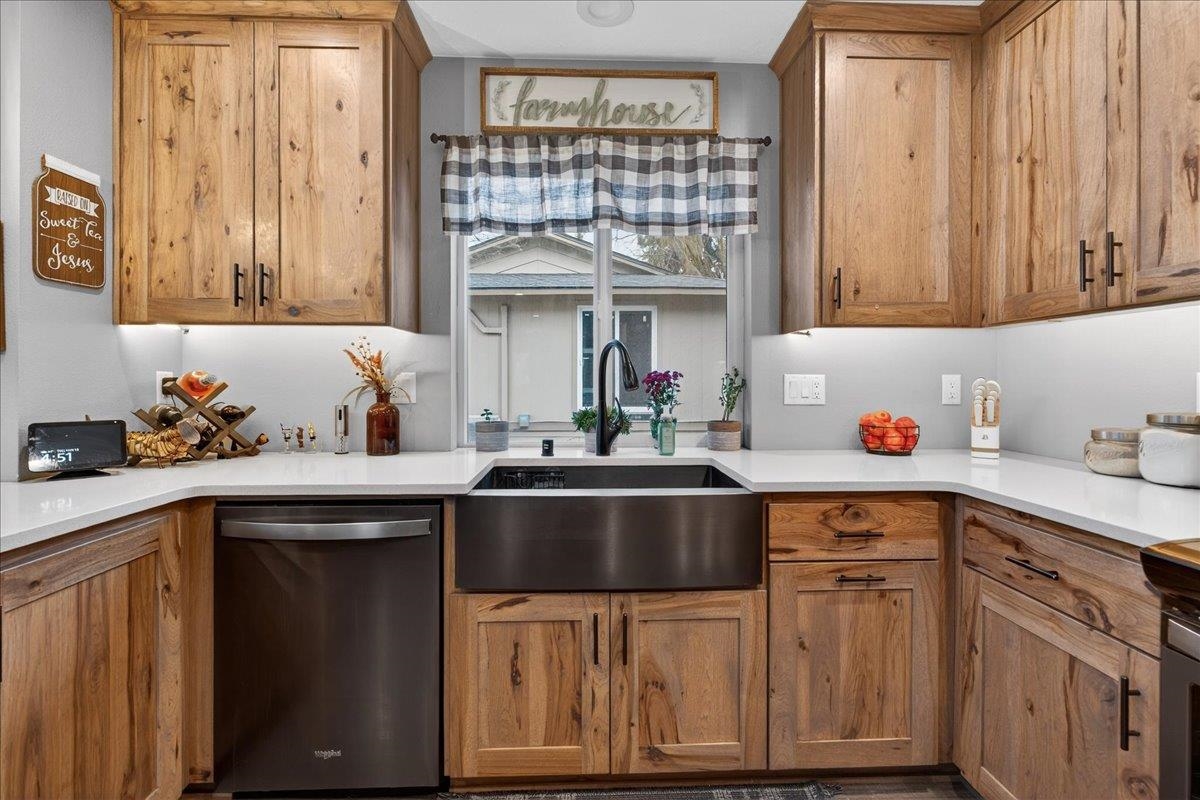 11013 S Sunnyslope Rd - Photo 12