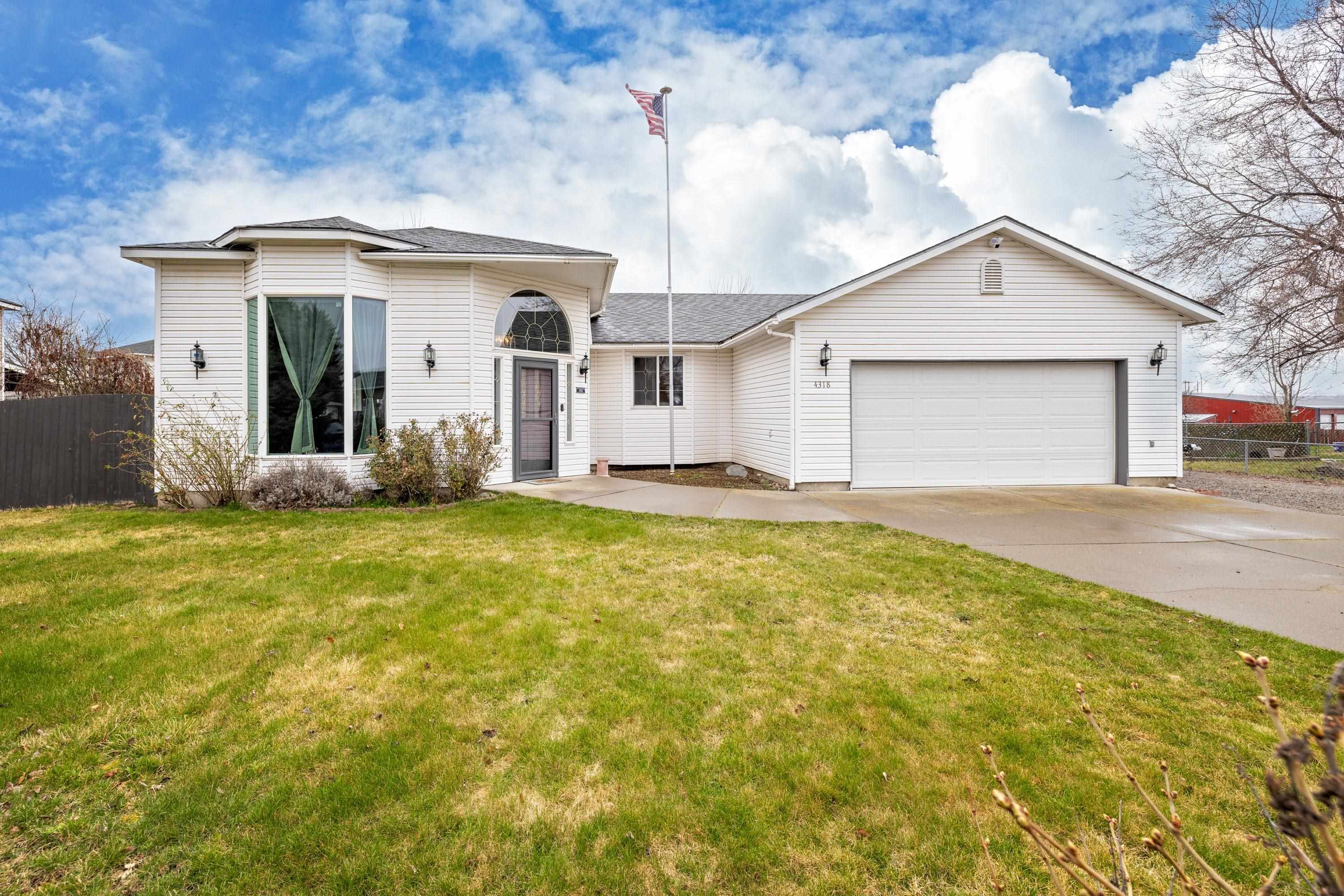 4318 N Upland Ct - Photo 1