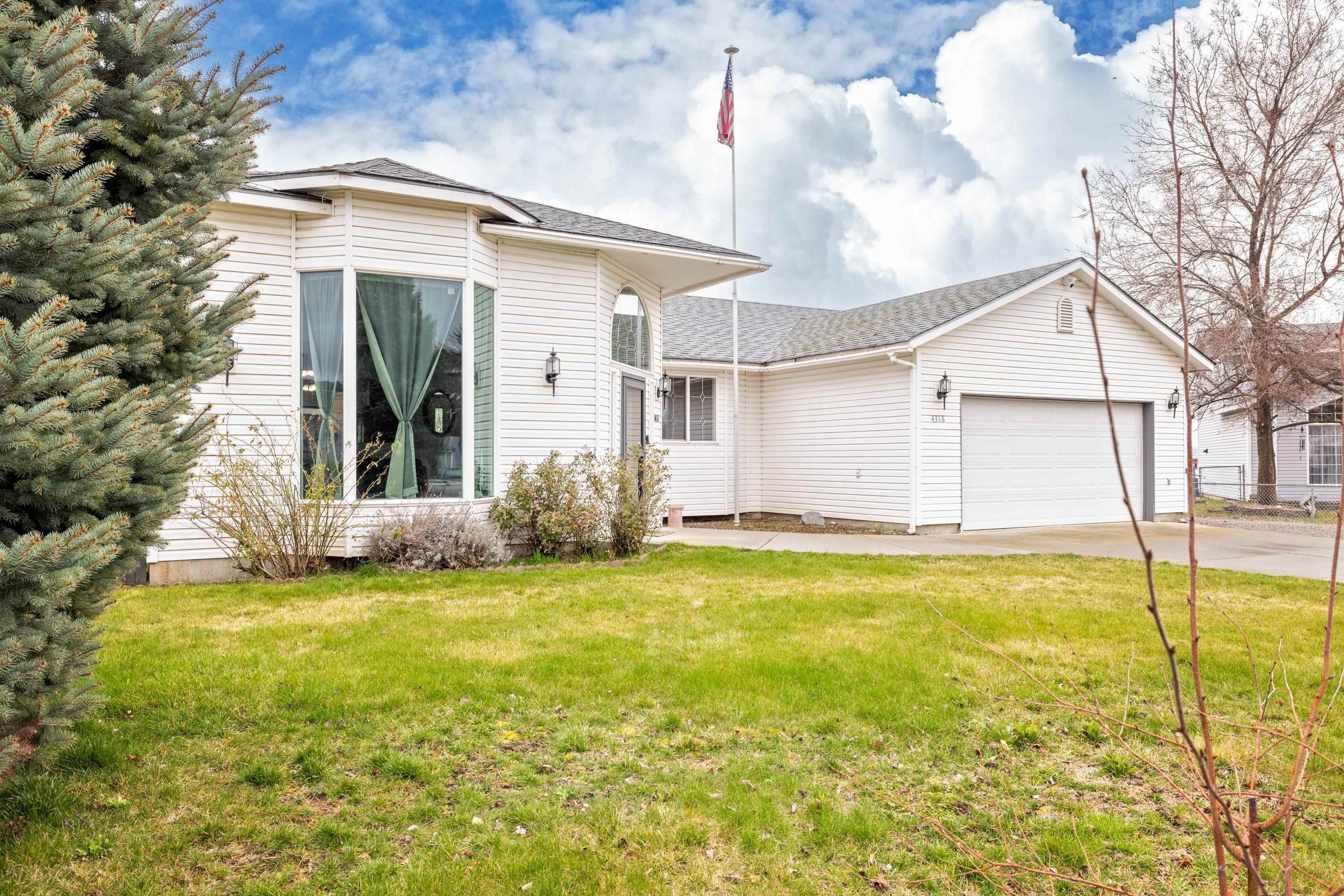 4318 N Upland Ct - Photo 2