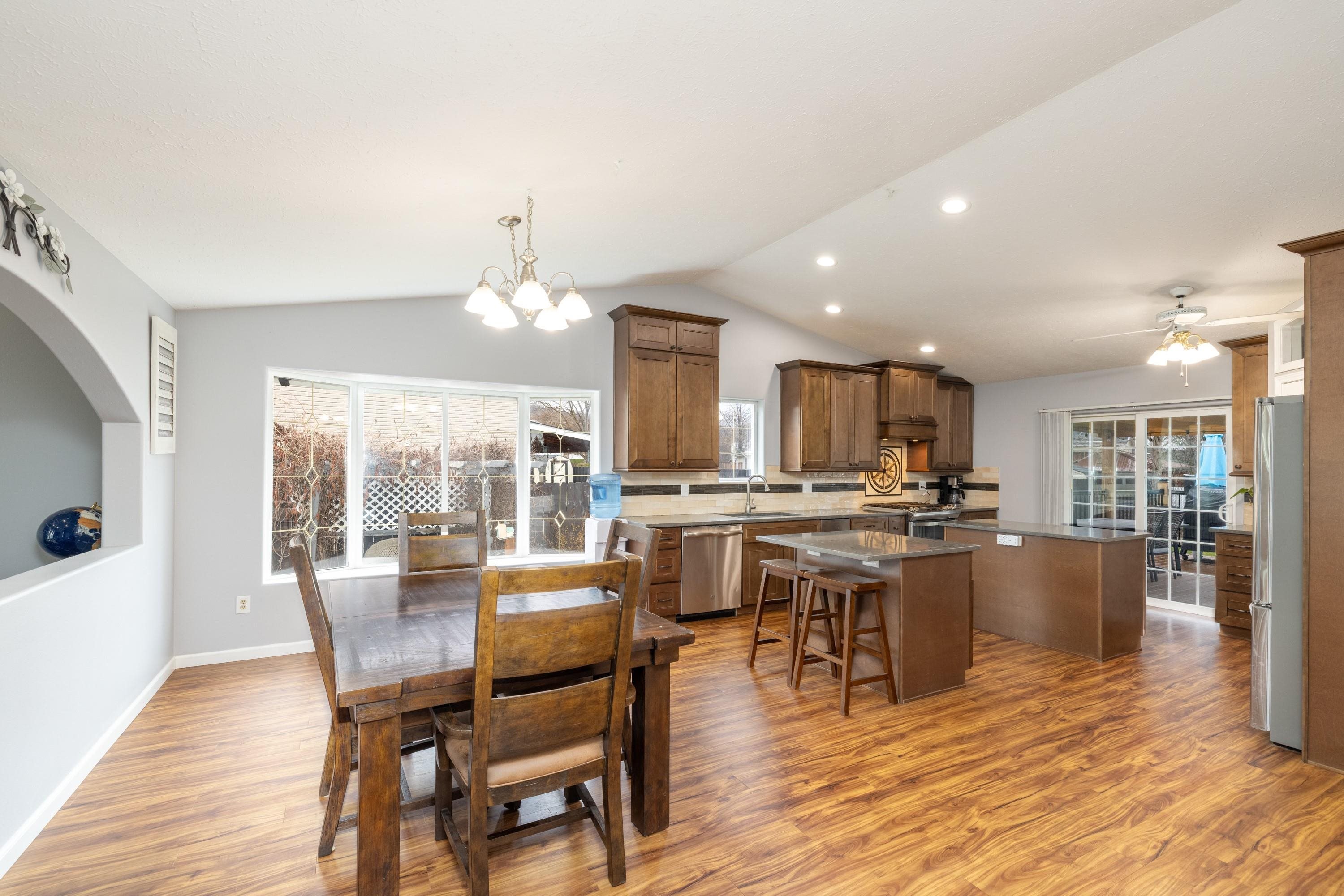 4318 N Upland Ct - Photo 9