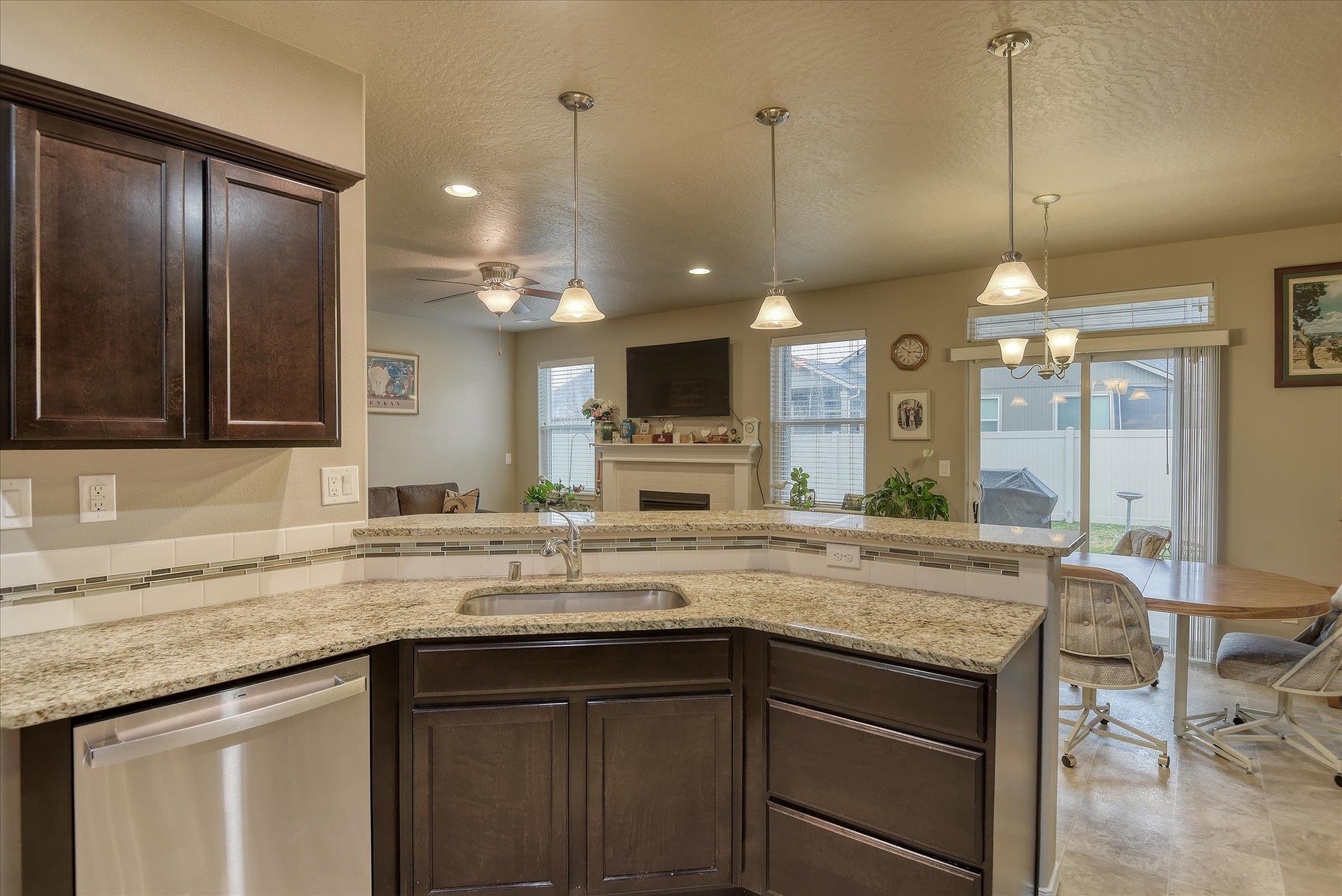 708 EGRET Ln - Photo 14