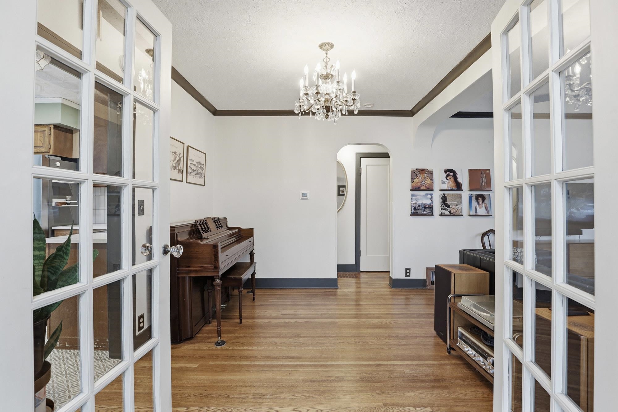 3111 N Wellington Pl - Photo 10