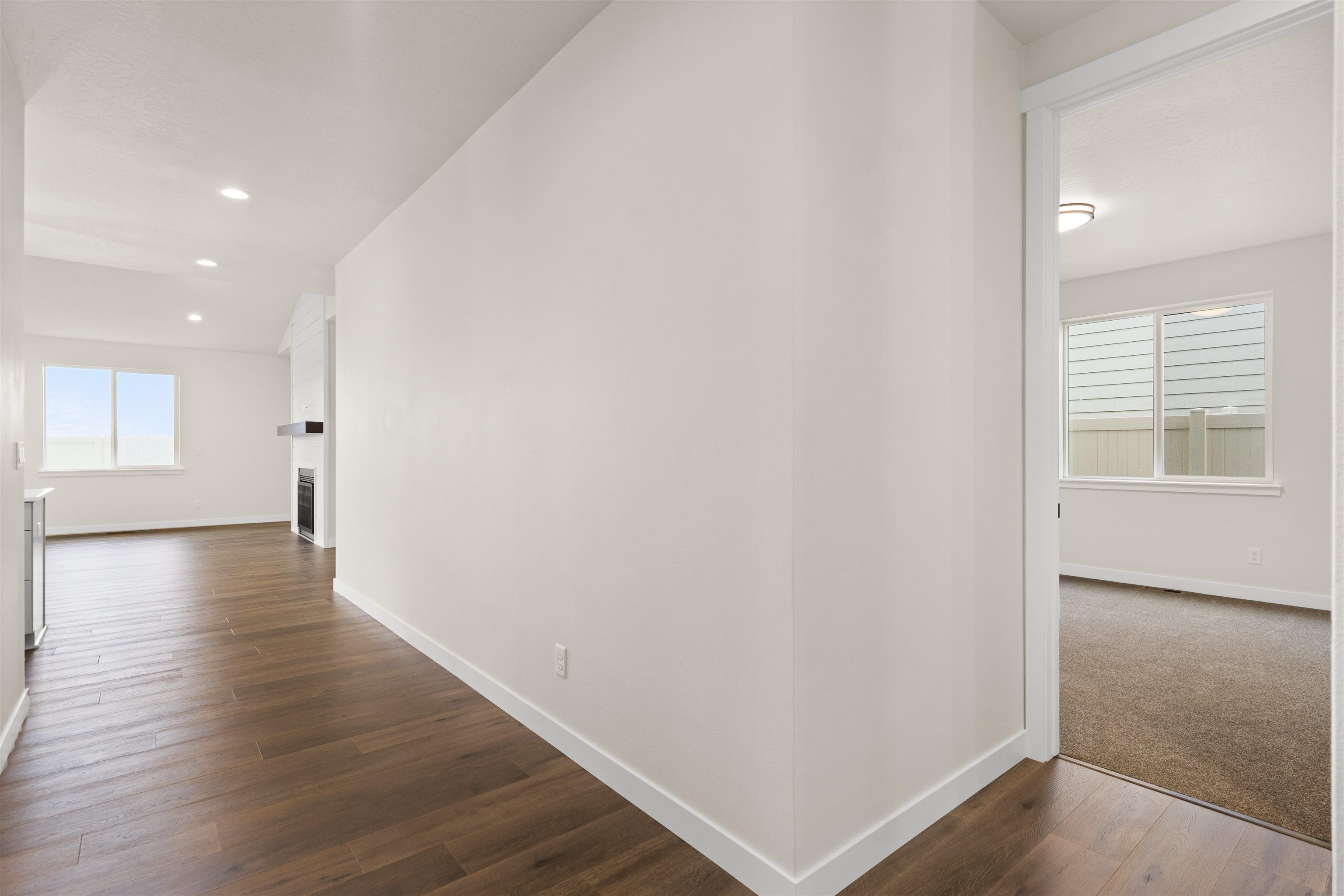 1222 N Augusta Ln - Photo 2