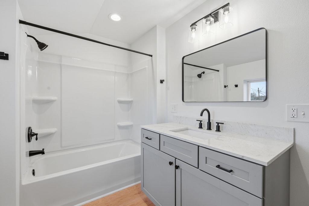 120 E Huffman St - Photo 13