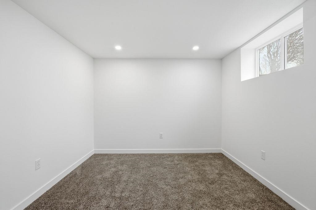120 E Huffman St - Photo 22