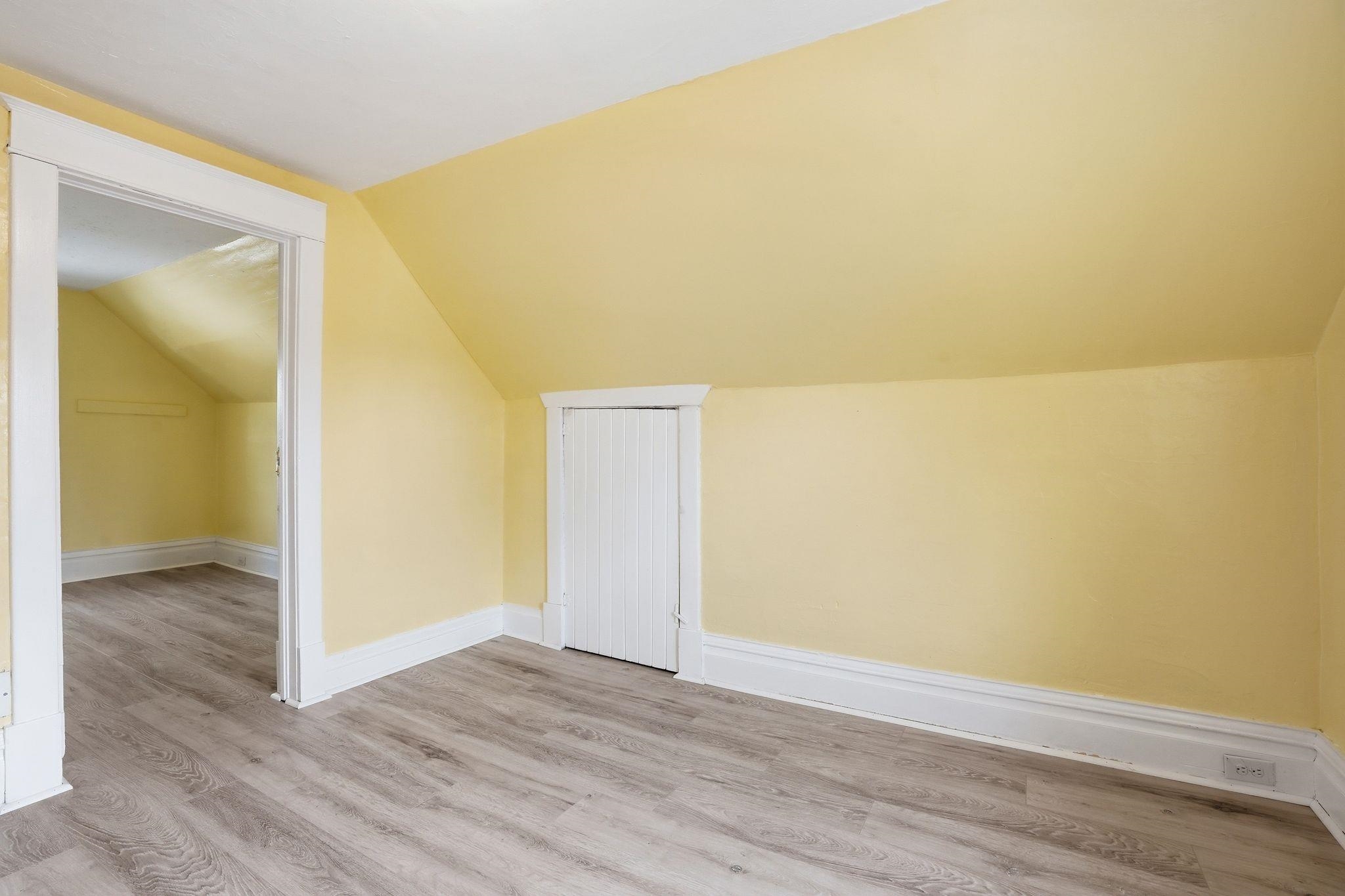 817 E Walton Ave - Photo 22