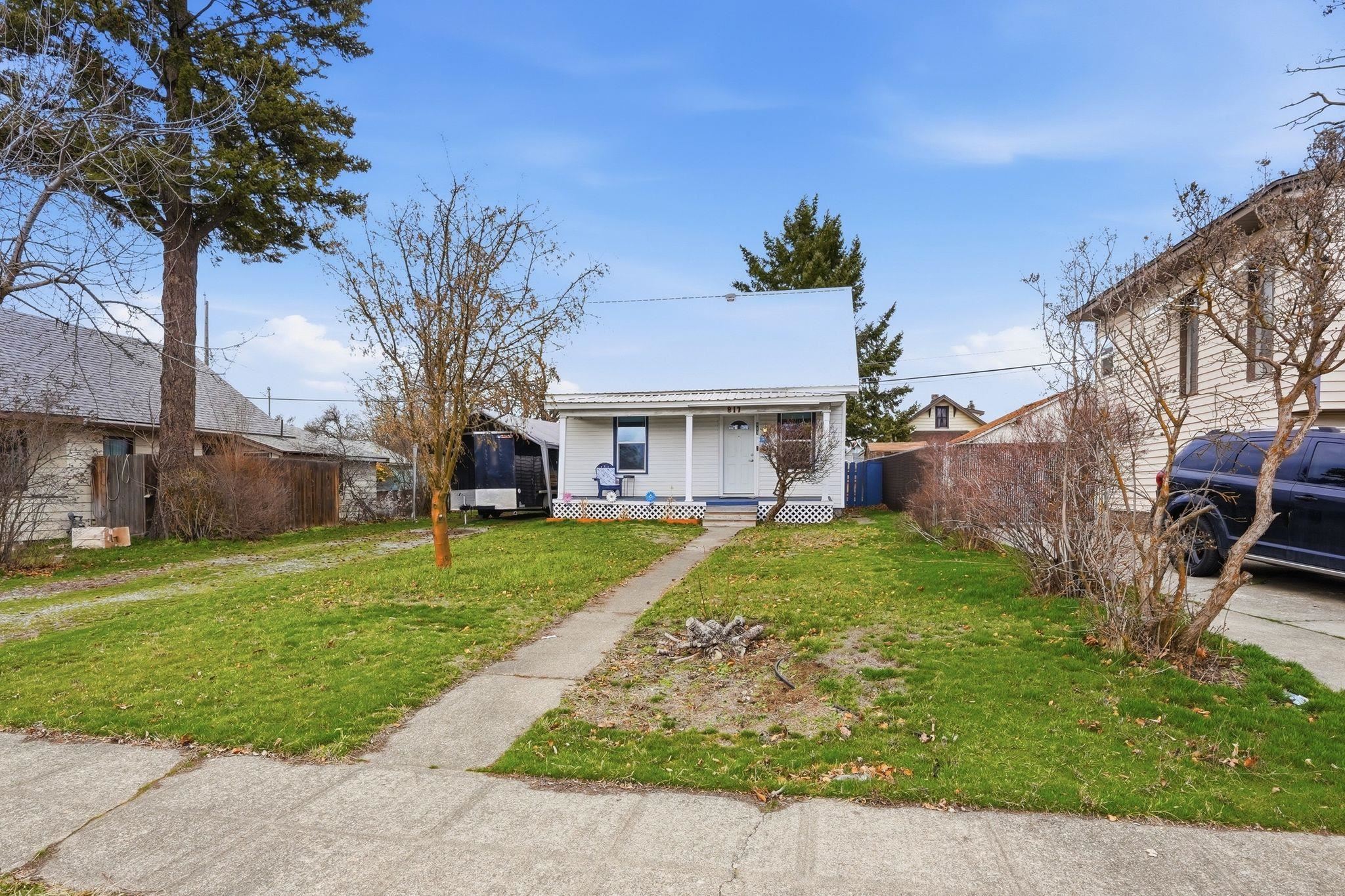 817 E Walton Ave - Photo 5