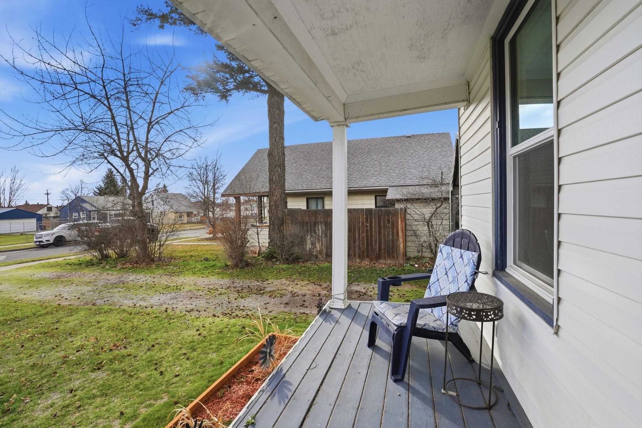 817 E Walton Ave - Photo 7