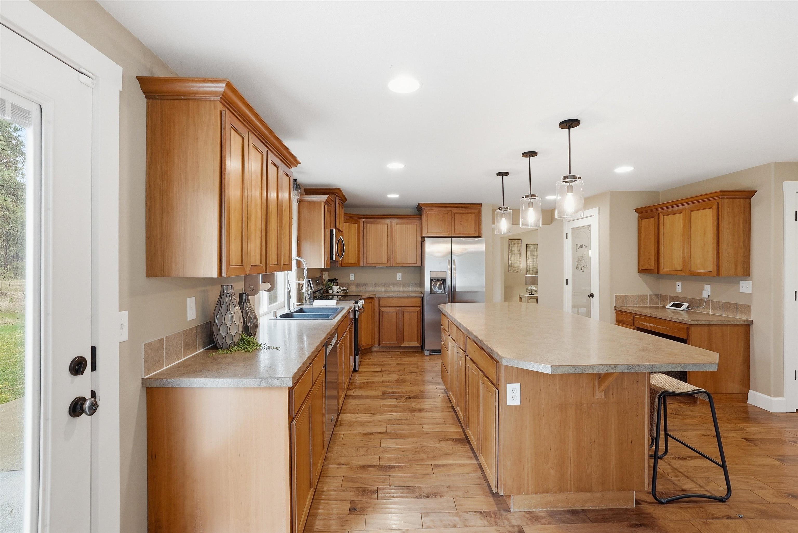 8011 S Spotted Rd - Photo 12