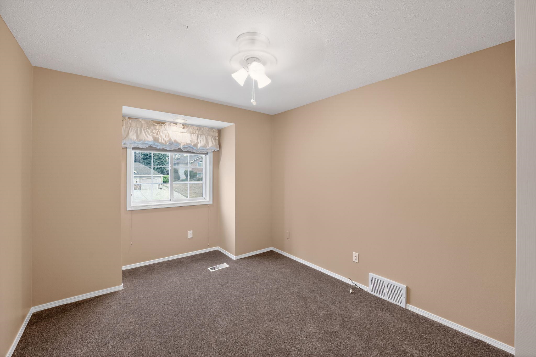 15920 N Glencrest Dr - Photo 24