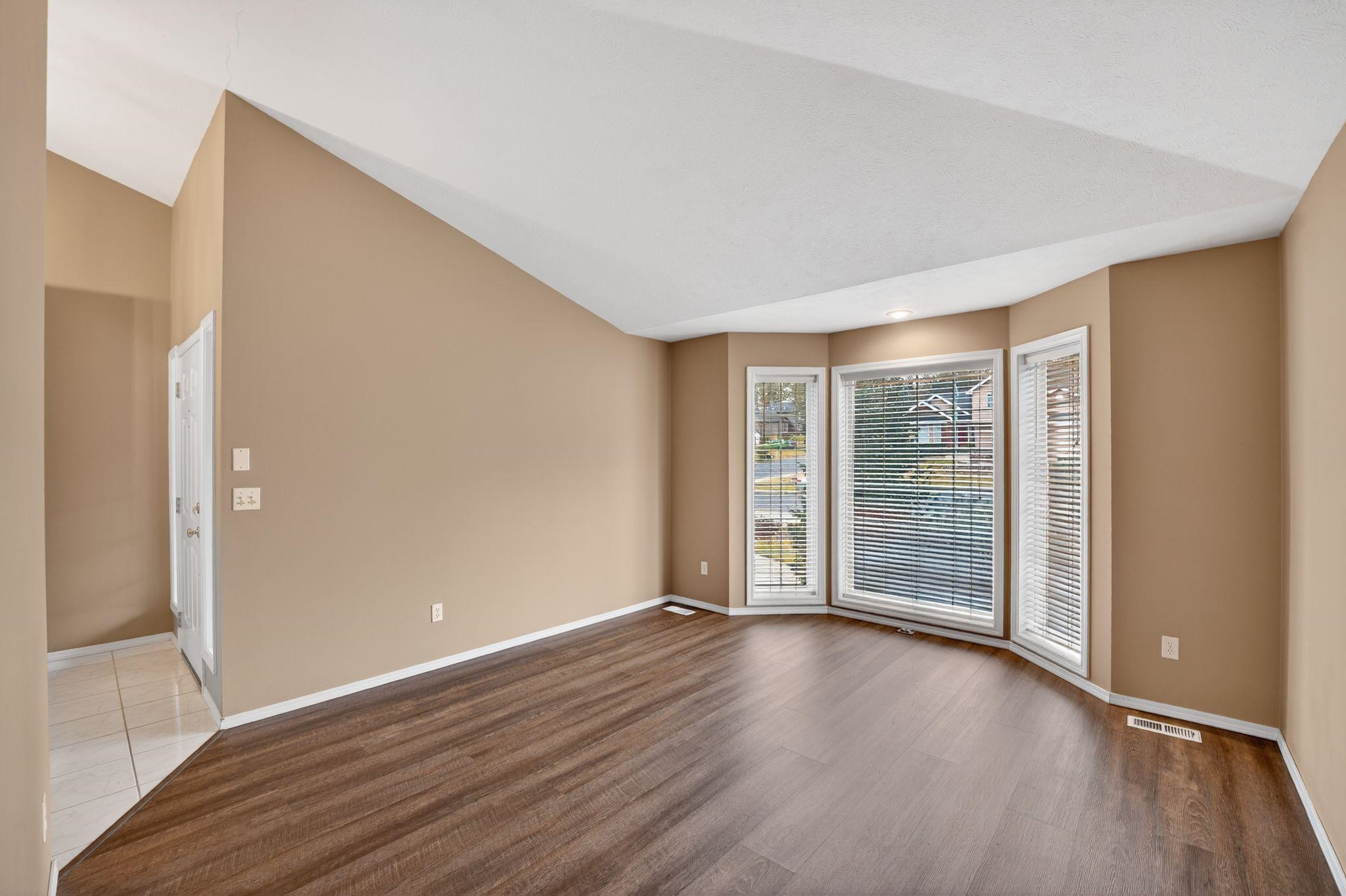 15920 N Glencrest Dr - Photo 7