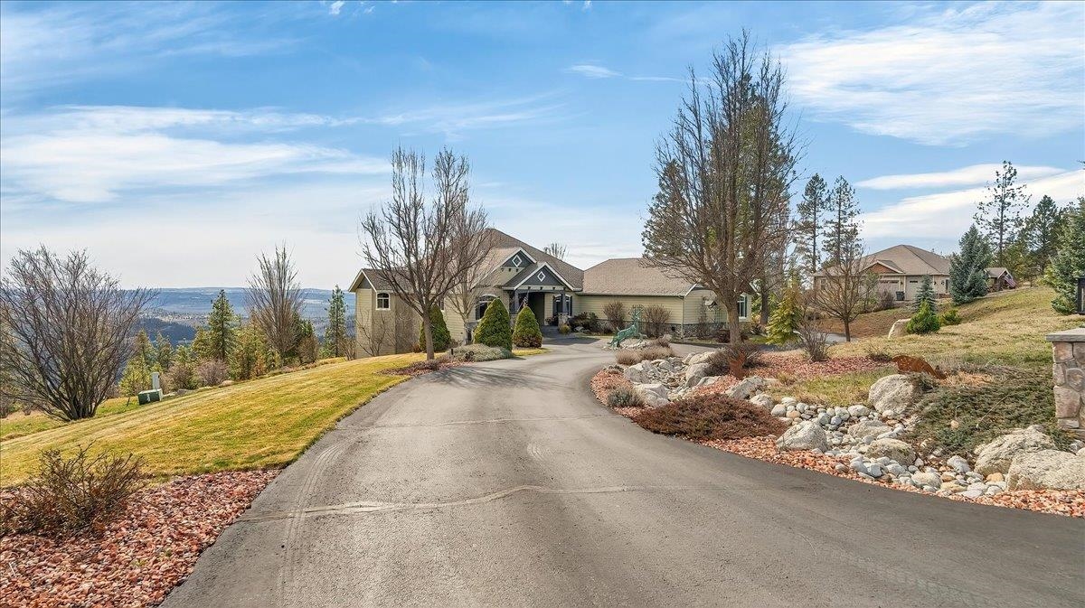 5423 W Hayden Ln - Photo 2